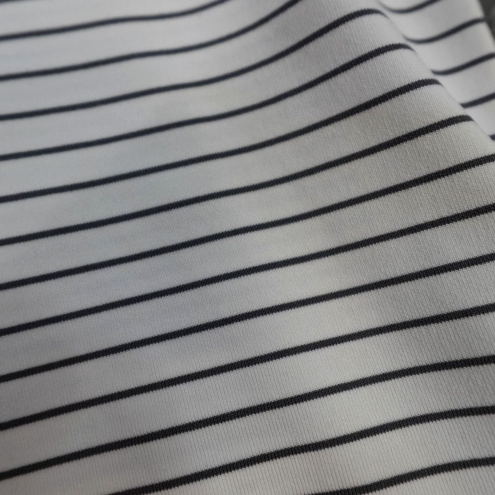 Under Armour Under Armour Polo 2XL White Striped Embroidered Top Golf Shirt Mens Regular Short Sleeve Collar Polo Under Armour Golf Size US XXL / EU 58 / 5 - 2 Thumbnail