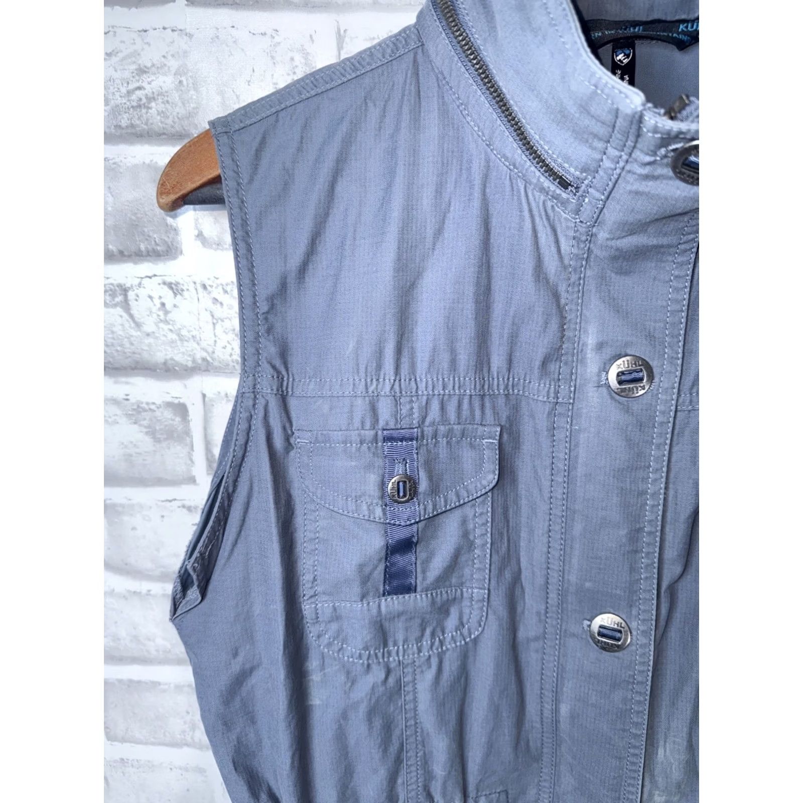 Vintage Kuhl Vest Womens Small Gray Rekon Full Zip Tactical Utility Hooded Vest (90s Outdoor) Womens, Vest, Gray, Small Size S / US 4 / IT 40 - 6 Thumbnail