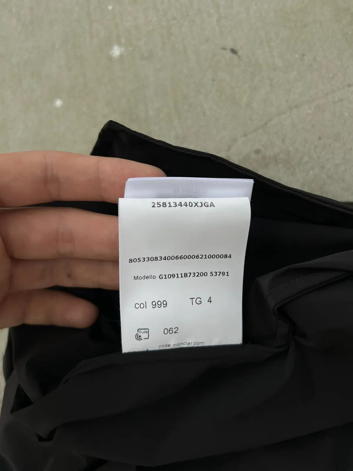 Moncler Moncler Escalle Shell Matte Jacket - dmc99 Size US XL / EU 56 / 4 - 11 Thumbnail