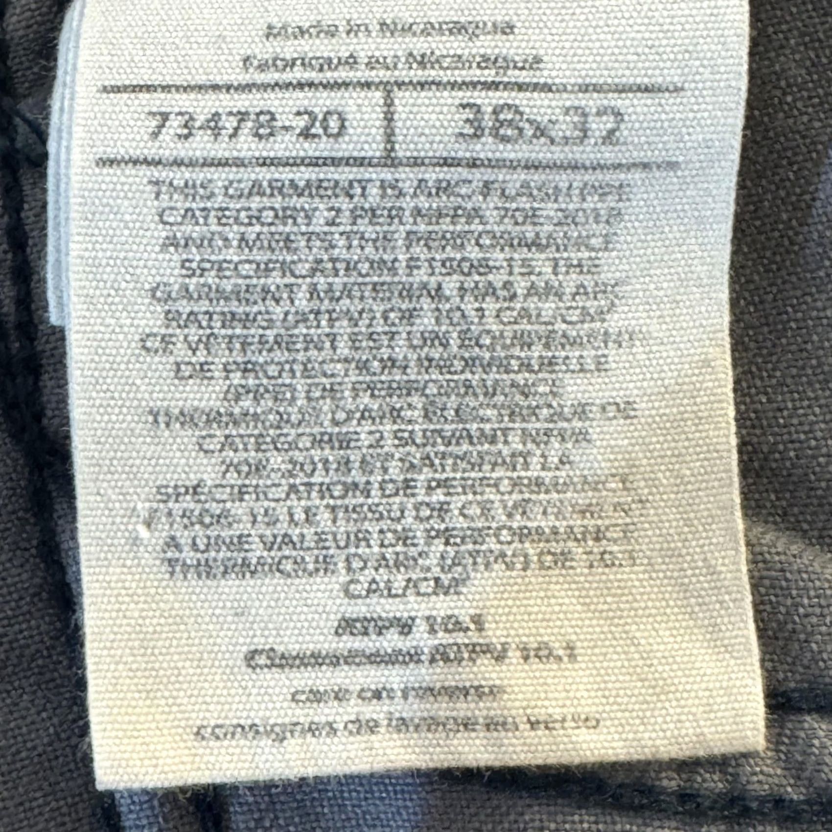 Carhartt VINTAGE Carhartt FR Work Pants Mens 38x32 CAT2 Arc Flash NFPA70E Navy Pants Mens 38x32 Navy Carhartt FR Work Pants Arc Flash NFPA70E Navy Men 38x32 Size US 38 / EU 54 - 6 Thumbnail