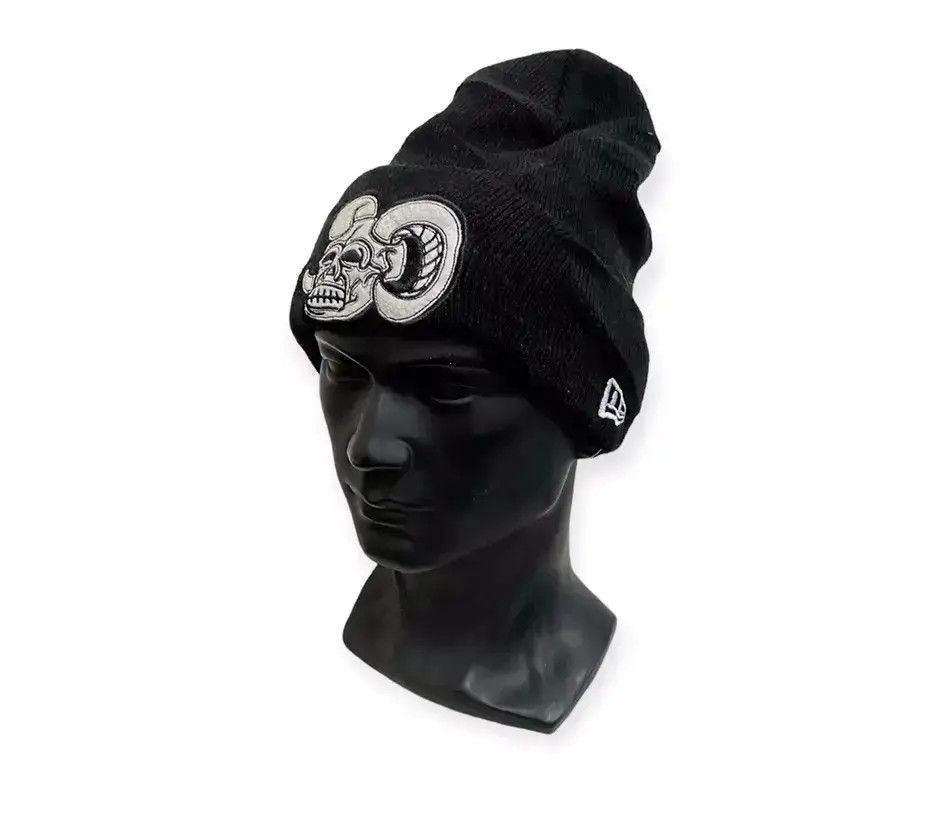 New Era Devil Embroidery Skulls Small Logo New Era Beanie Hat Size ONE SIZE - 1 Thumbnail