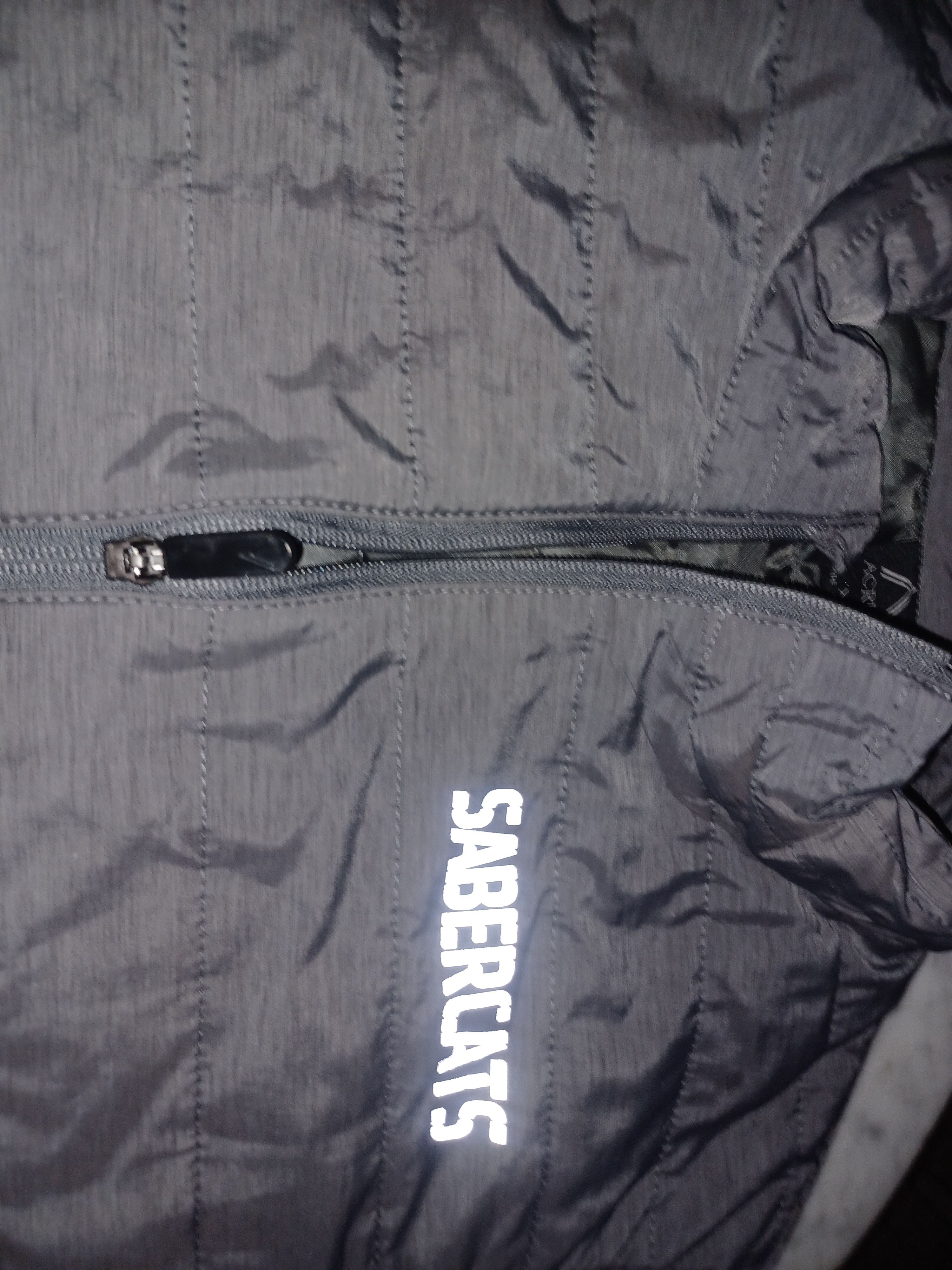 Other ACRUX Men's Quilted Vest XL Gray "Sabercats" Size US XL / EU 56 / 4 - 4 Thumbnail