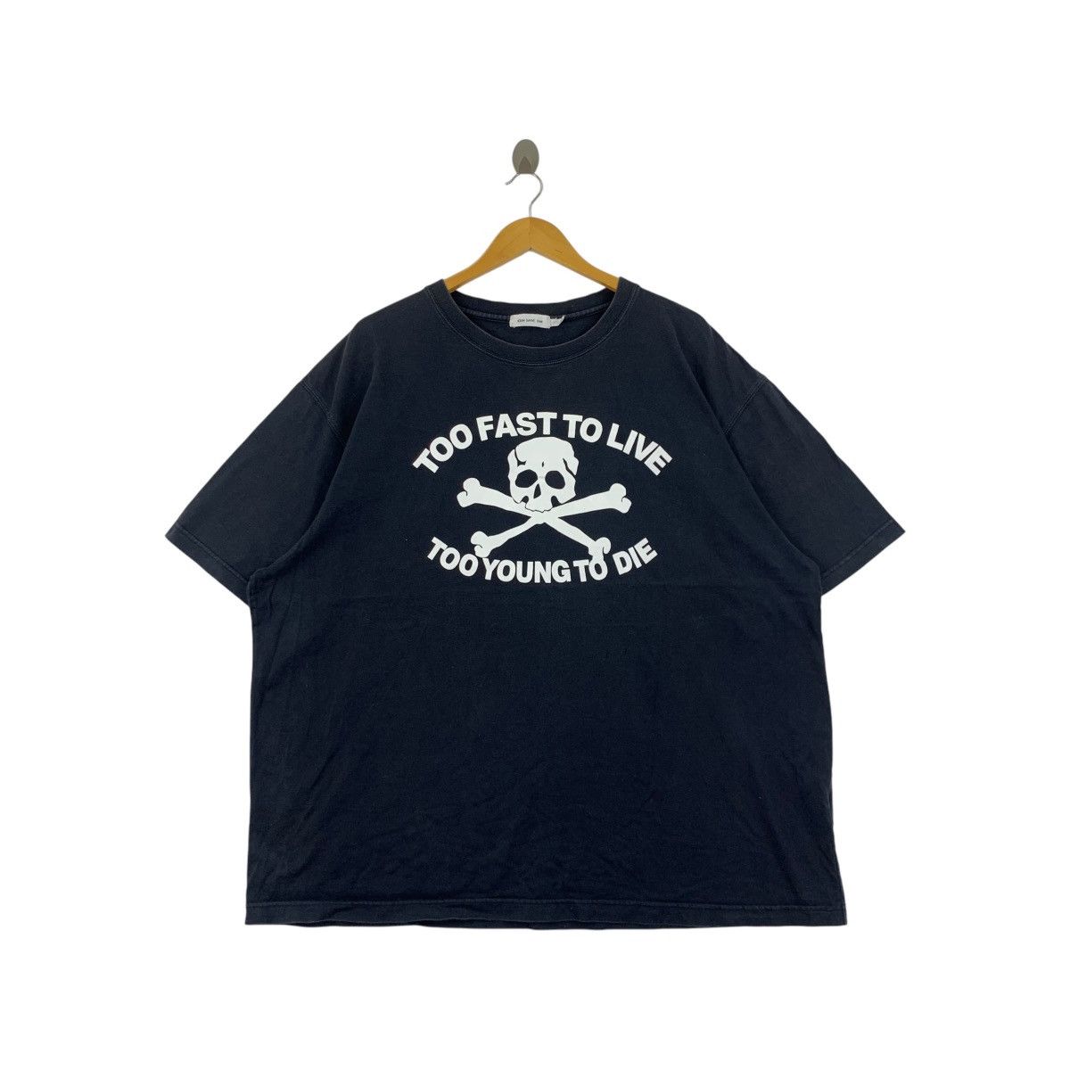 Vintage Vintage SLOW HAND JAM Too Fast To Live Young To Die Size 4XL / US 24-26 - 1 Thumbnail