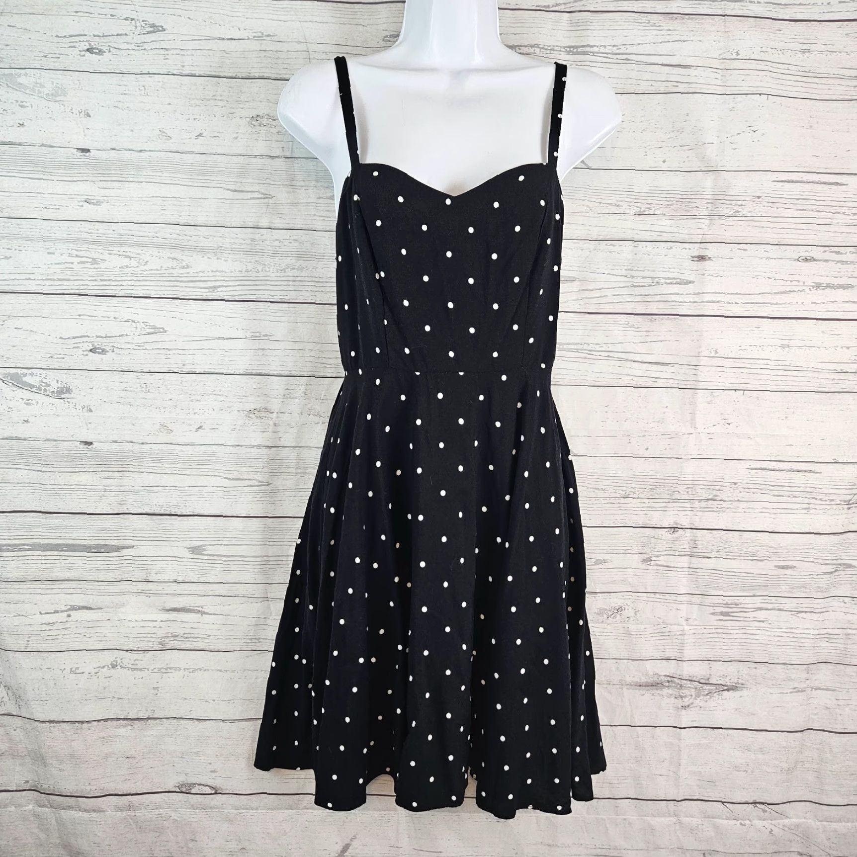 Old Navy Old Navy Dress Womens S Black Cami Dress Polka Dot Smocked Rayon Sundress Size S / US 4 / IT 40 - 2 Thumbnail
