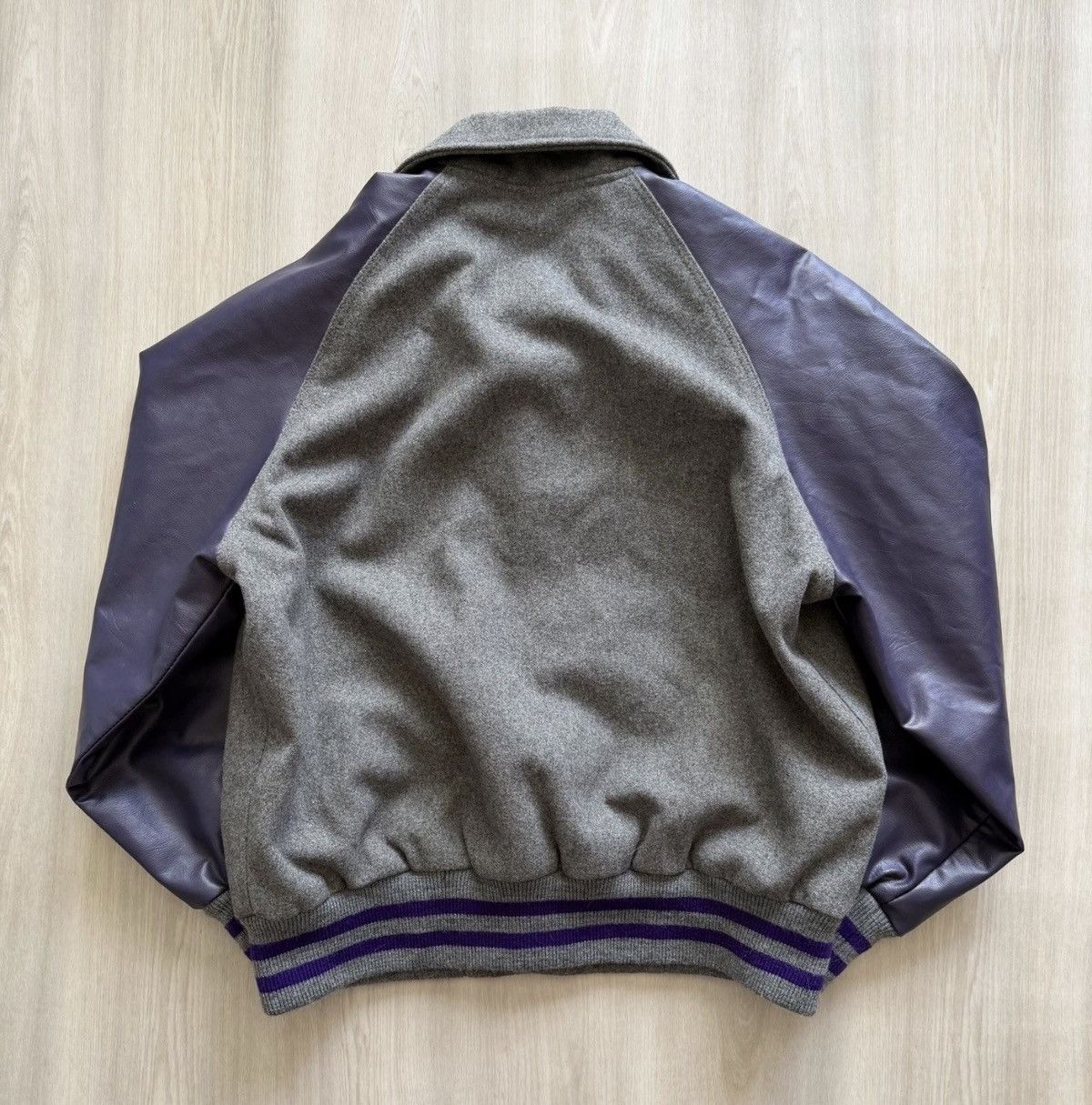 Other Dilly Varsity Letterman Bomber GrayPurple JD Genie Lamp Sz S Size US S / EU 44-46 / 1 - 8 Thumbnail