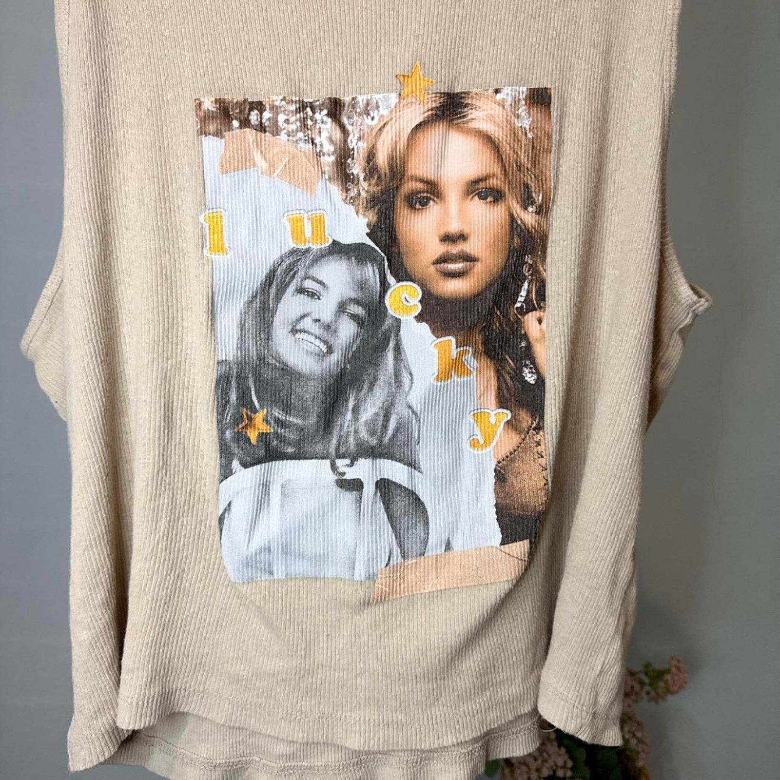 Other Vintage y2k rare Brittney Spears ‘lucky’ cute tank Size XL / US 12-14 / IT 48-50 - 3 Thumbnail
