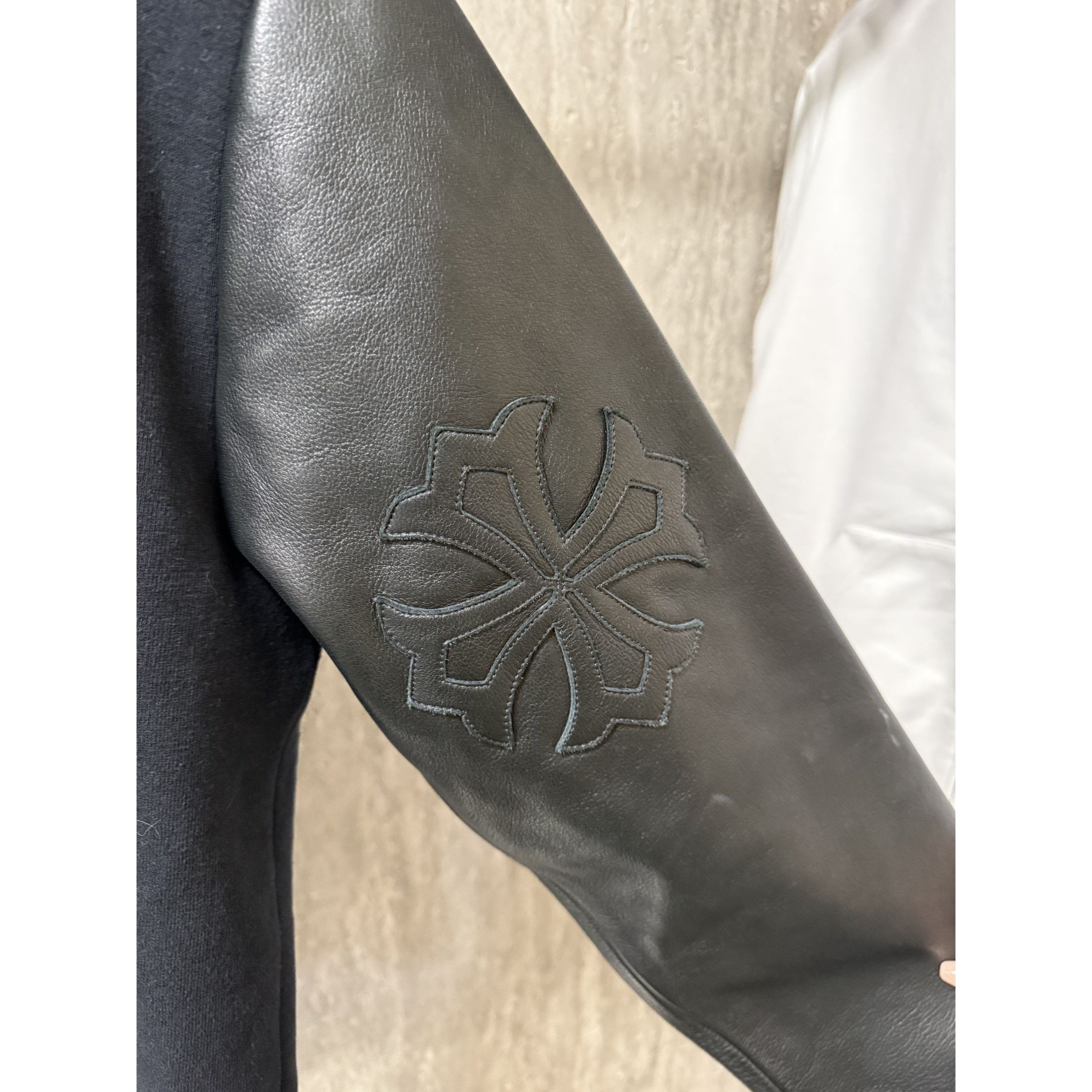 Chrome Hearts Chrome Hearts Black Hoodie W/ Leather Sleeves & Gothic Cross Size L / US 10 / IT 46 - 13 Thumbnail