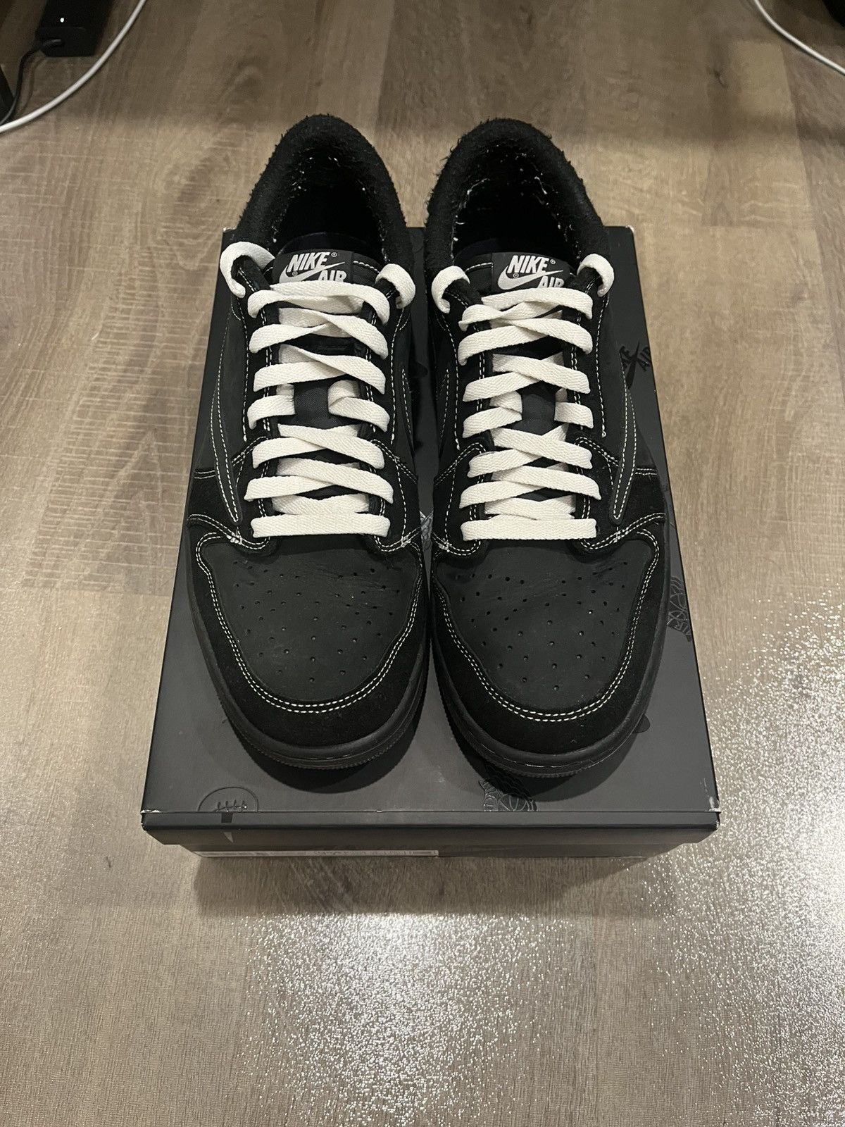 Jordan Brand × Travis Scott Jordan 1 Travis Scott Low “Black Phantom” Size US 11 / EU 44 - 11 Thumbnail