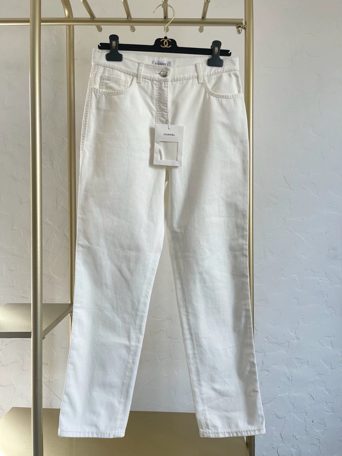 Chanel Chanel 2024 Coco Neige White Denim Jeans - dmc Size US 38 / EU 54 - 1 Thumbnail