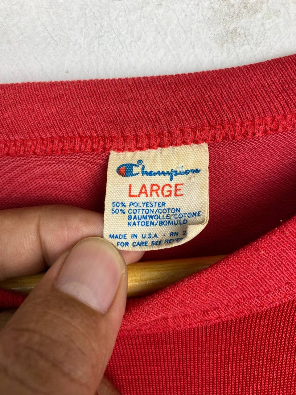 Champion vintage 70s/80s champion cotton poly blend tee nice design Size US L / EU 52-54 / 3 - 5 Thumbnail