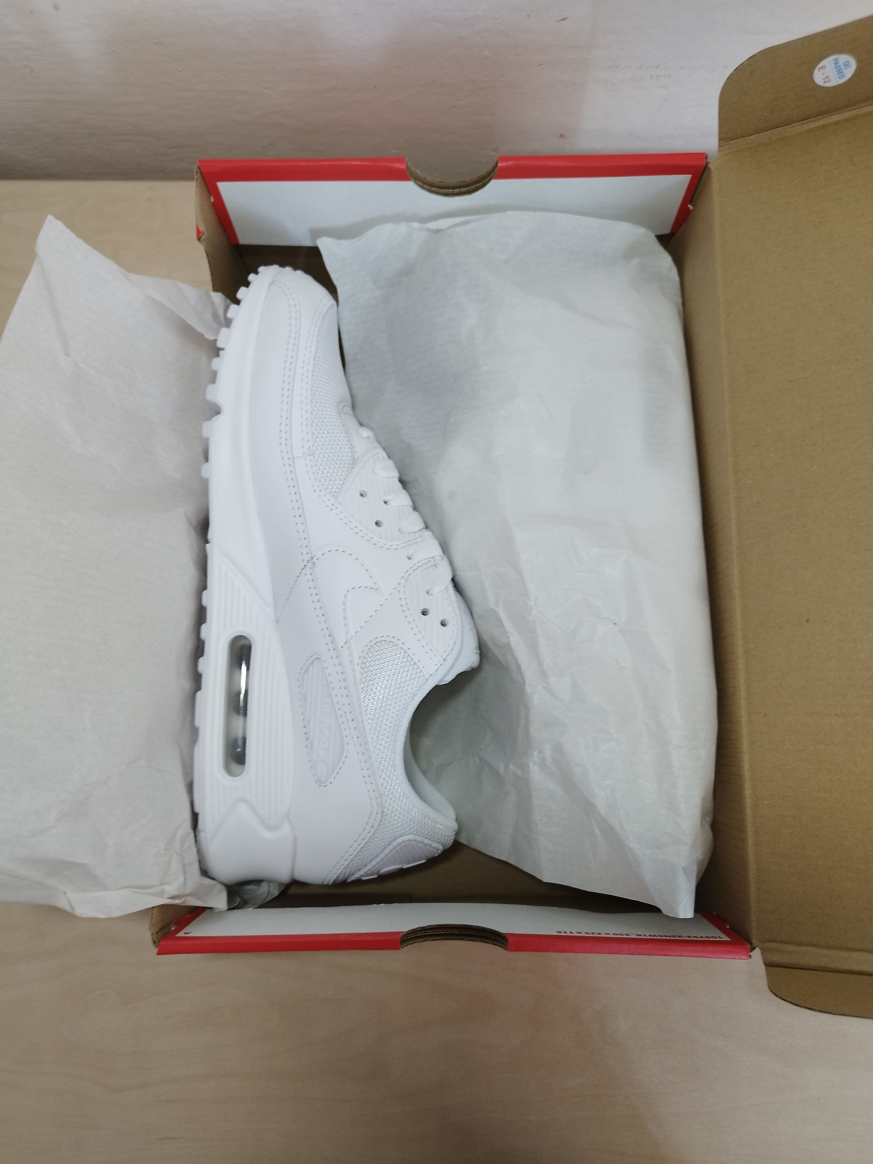 Nike Nike AIR MAX 90 vo farbe Biela Size US 10 / EU 43 - 2 Thumbnail