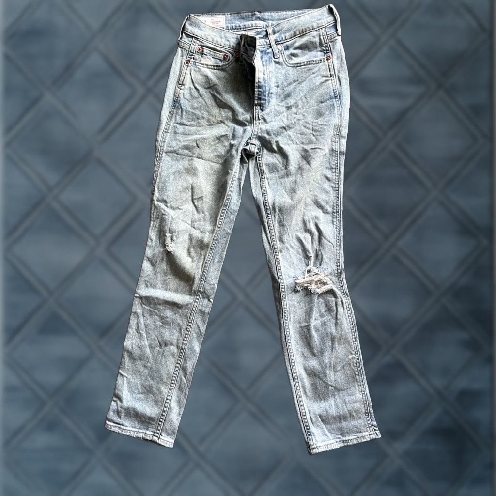 Gap GAP Women's Slim High Rise Jeans 26 Regular Size Medium Wash Denim Stretch 90s Retro Vintage Style Size 26" / US 2 / IT 38 - 1 Thumbnail