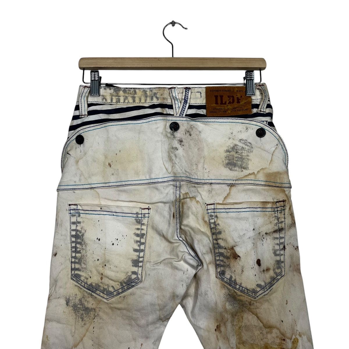 Seditionaries Vintage ILDE Distressed Motive Short Denim Jeans Size 28" / US 6 / IT 42 - 9 Thumbnail