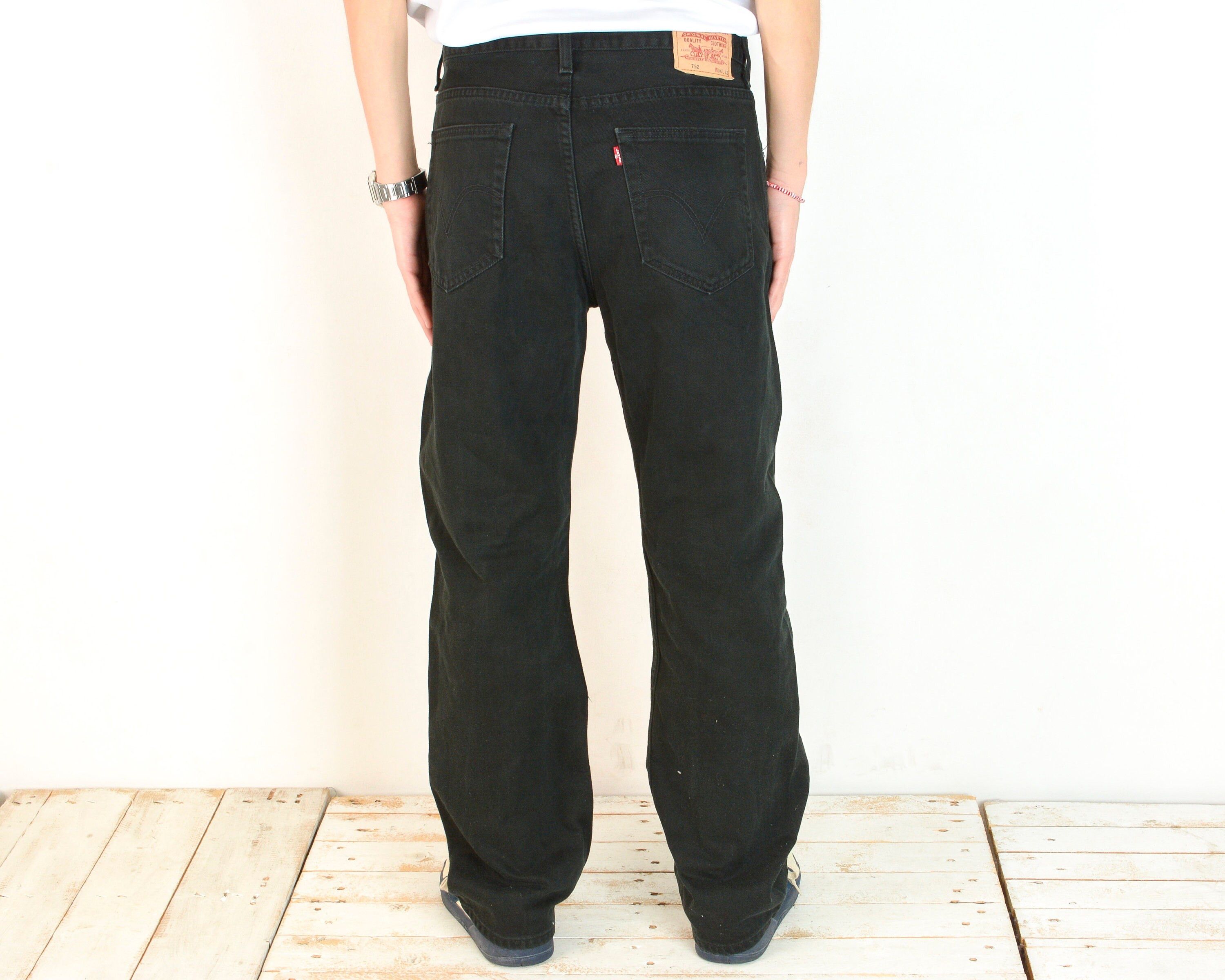 Levi's LEVIS 752 Men W38 L32 Regular Fit Straight Leg Jeans Denim Size US 38 / EU 54 - 3 Thumbnail