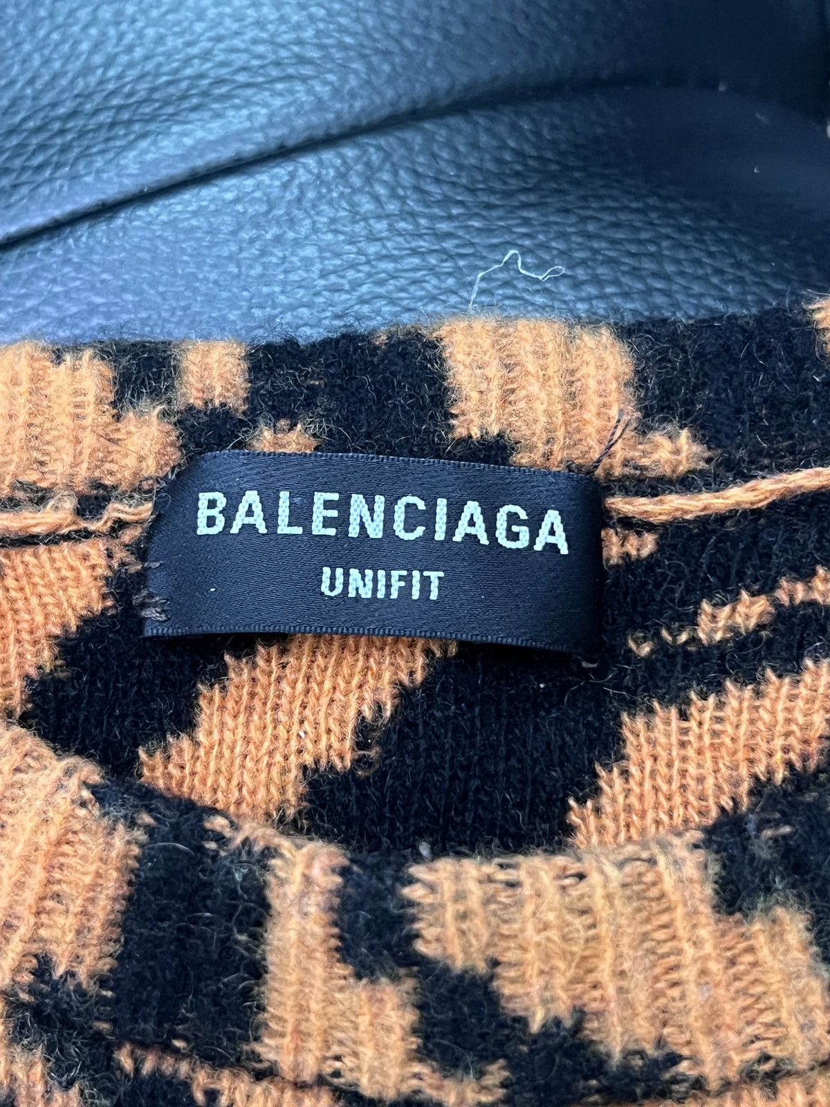Balenciaga Balenciaga by Demna SS22 Year of the Tiger Tiger Print Cashm Size US S / EU 44-46 / 1 - 13 Thumbnail