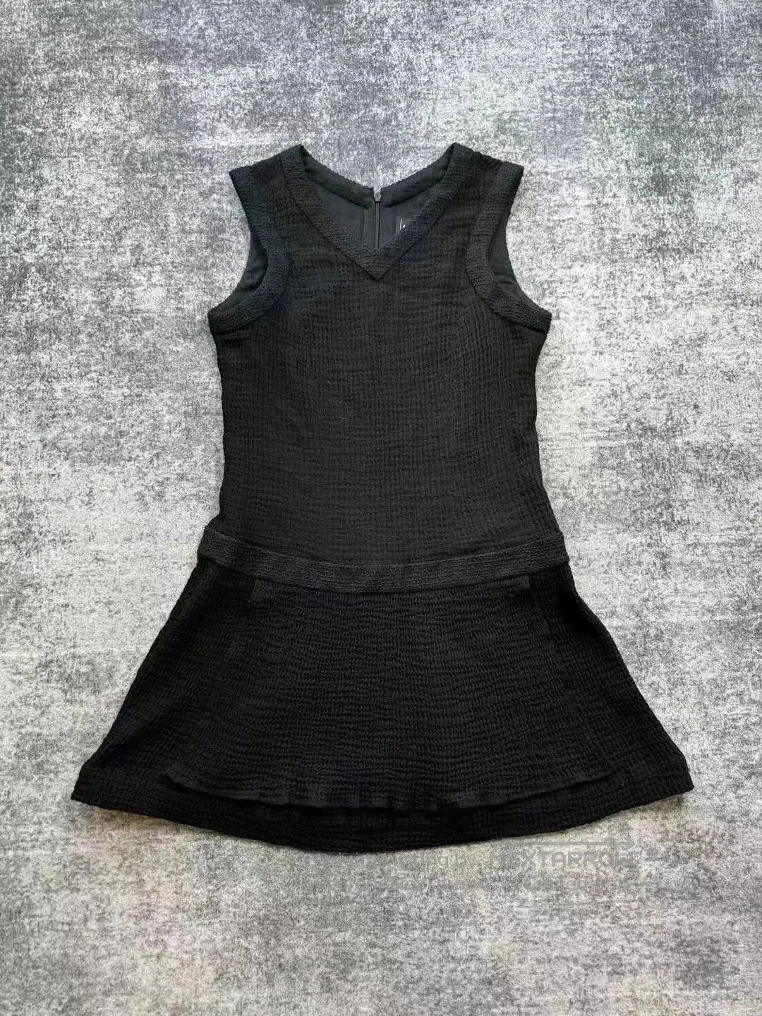 Chanel Chanel Black Mermaid Dress. Size S / US 4 / IT 40 - 1 Thumbnail