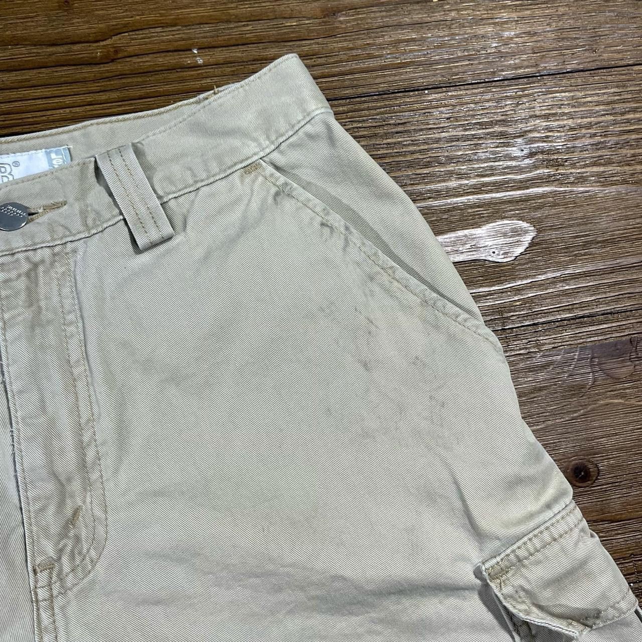Levi's × Vintage Vintage 90’s Levi’s Silver Tab Khaki Cargo Shorts Size US 31 - 6 Thumbnail