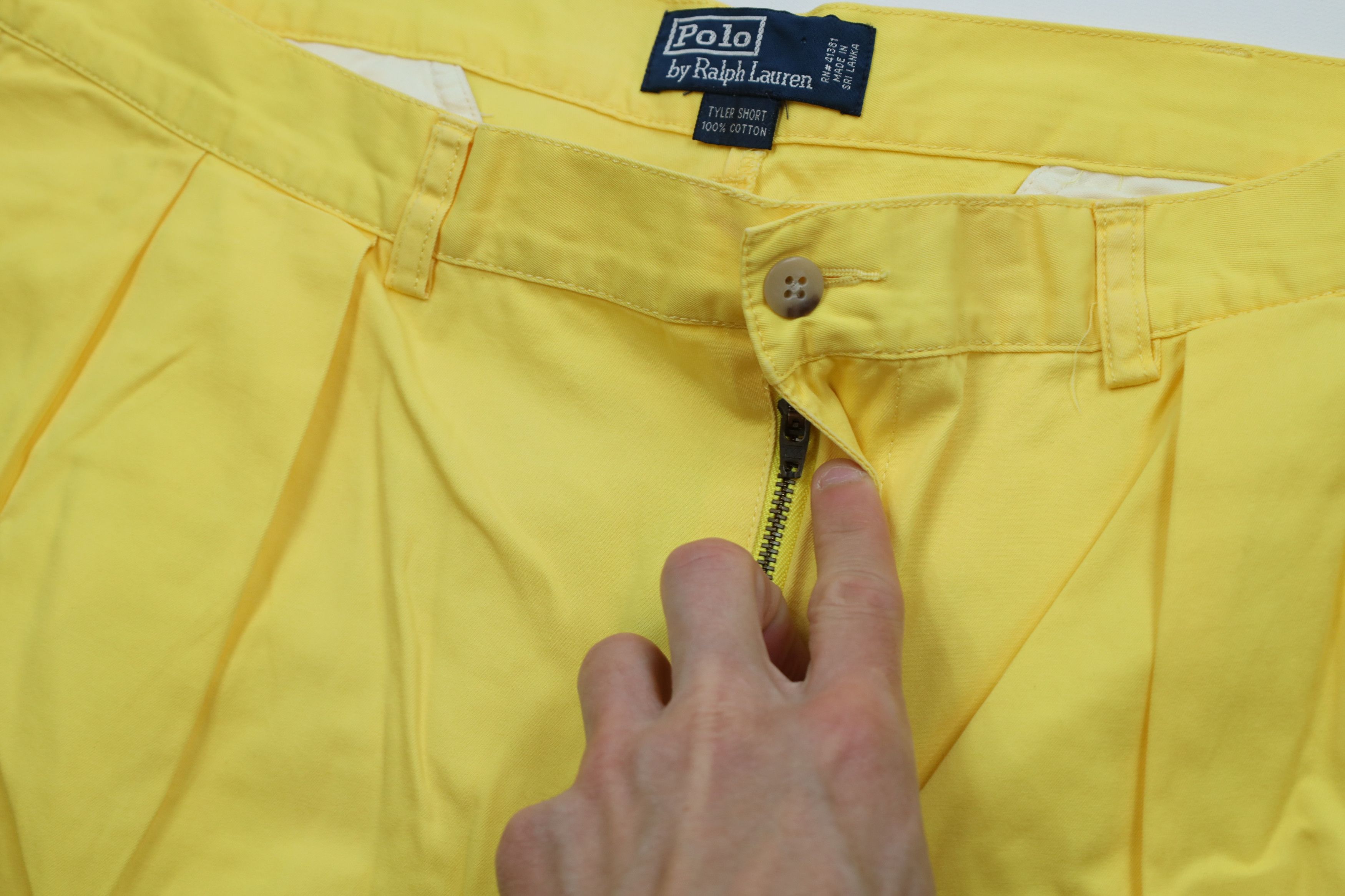 Ralph Lauren Vintage 90s Ralph Lauren Above Knee Chino Shorts Yellow Size US 40 / EU 56 - 5 Thumbnail