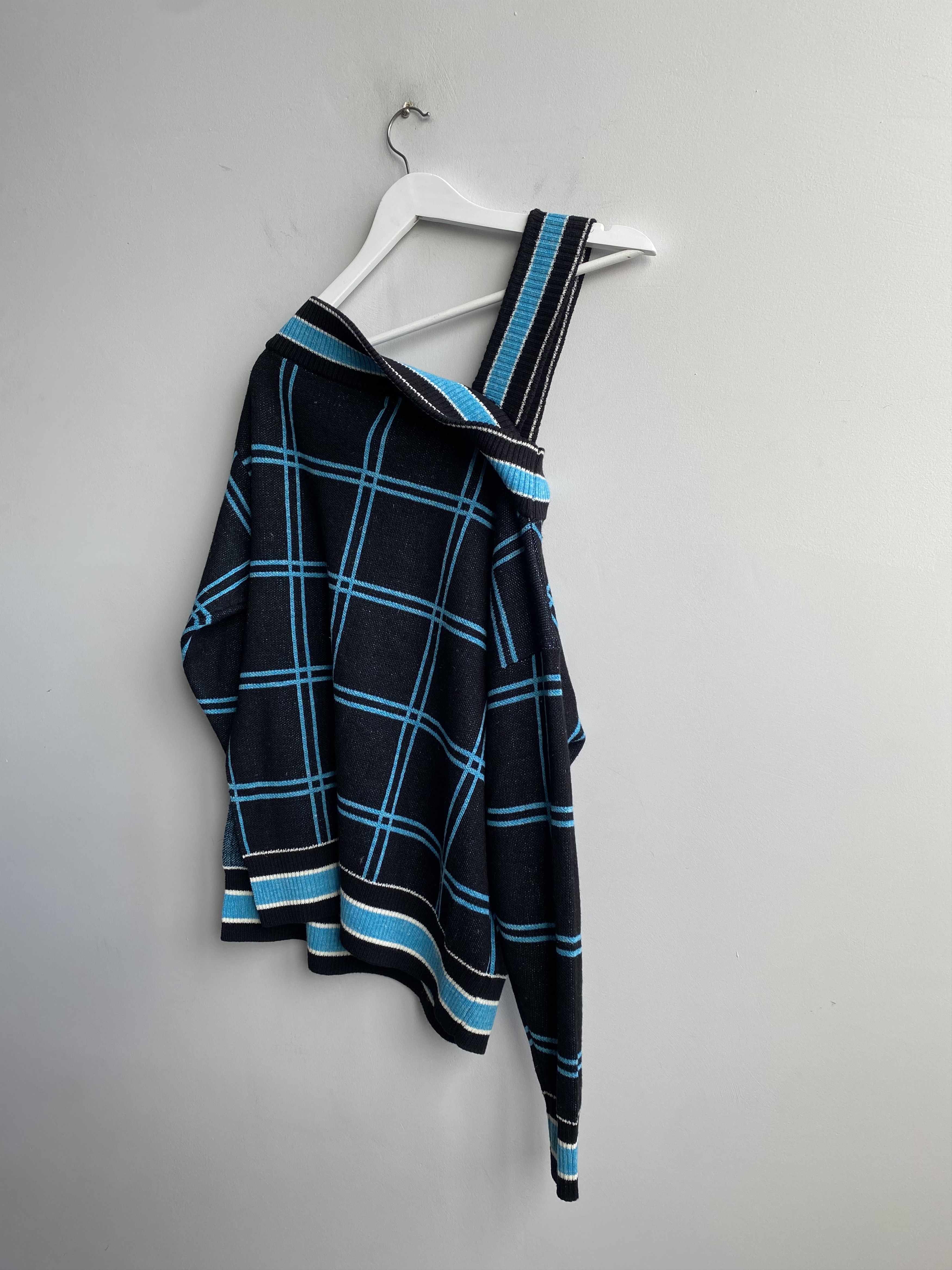 Maison MIHARA YASUHIRO Maison Mihara Yasuhiro One Shoulder Knitted Size ONE SIZE - 4 Thumbnail