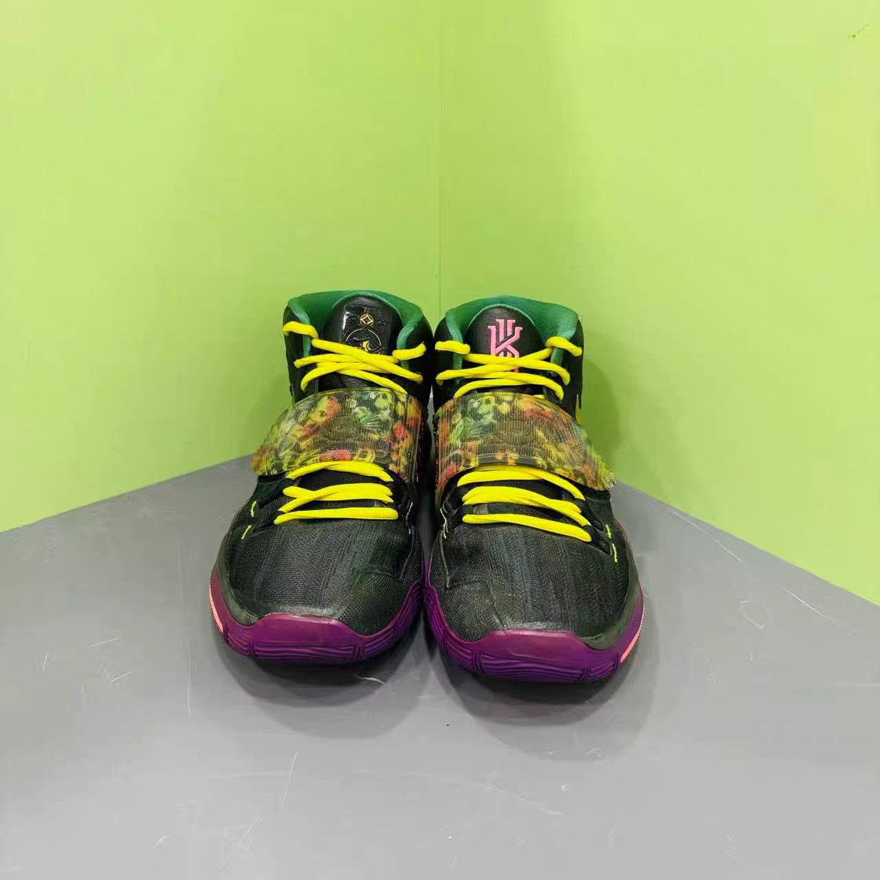 Nike Nike Kyrie 6 CNY Basketball Shoes K15 Size US 11.5 / EU 44-45 - 2 Thumbnail