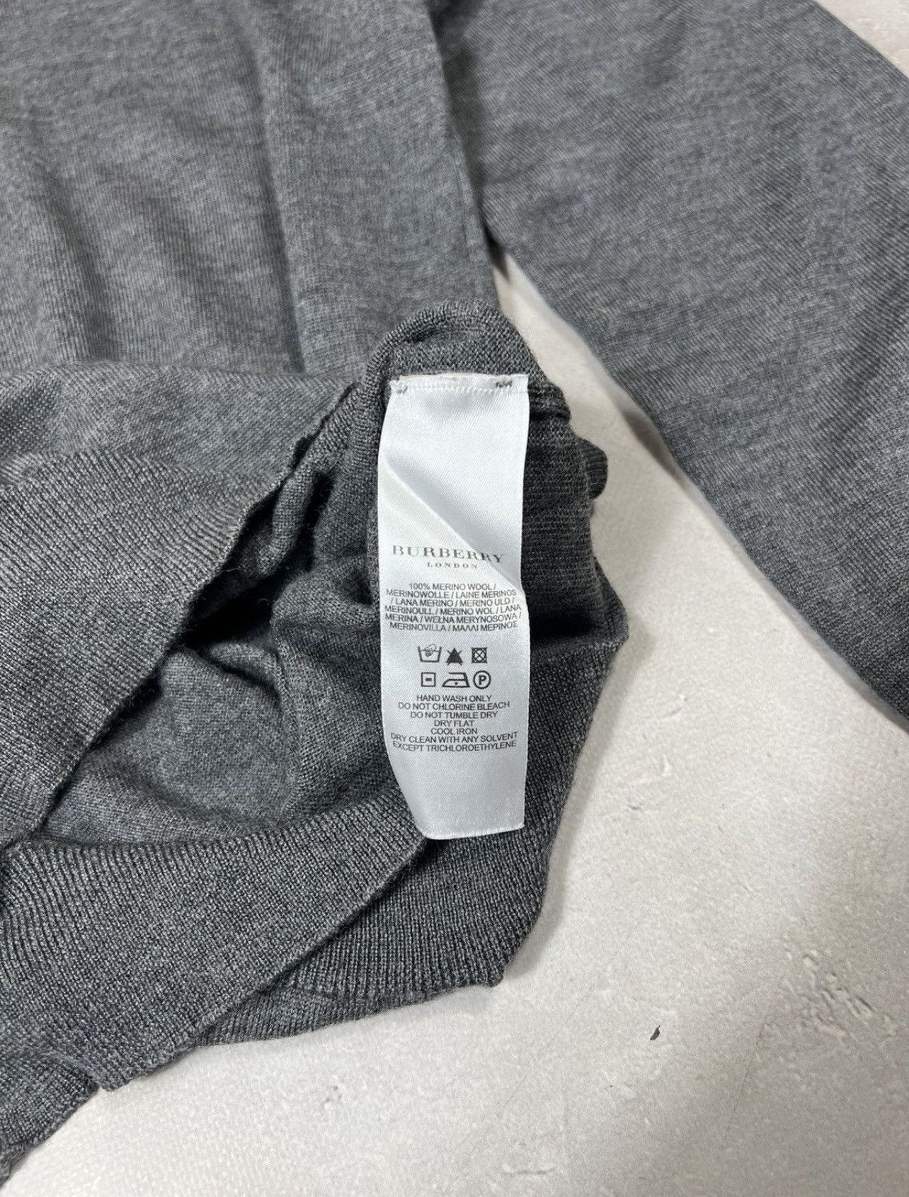 Burberry Vintage Burberry Merino Wool Sweater Size US L / EU 52-54 / 3 - 5 Thumbnail