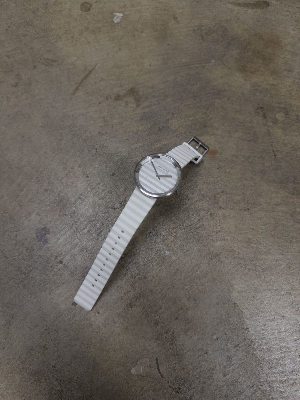 Issey Miyake Issey Miyake “PLEASE” Watch x Jasper Morrison Size ONE SIZE - 1 Thumbnail