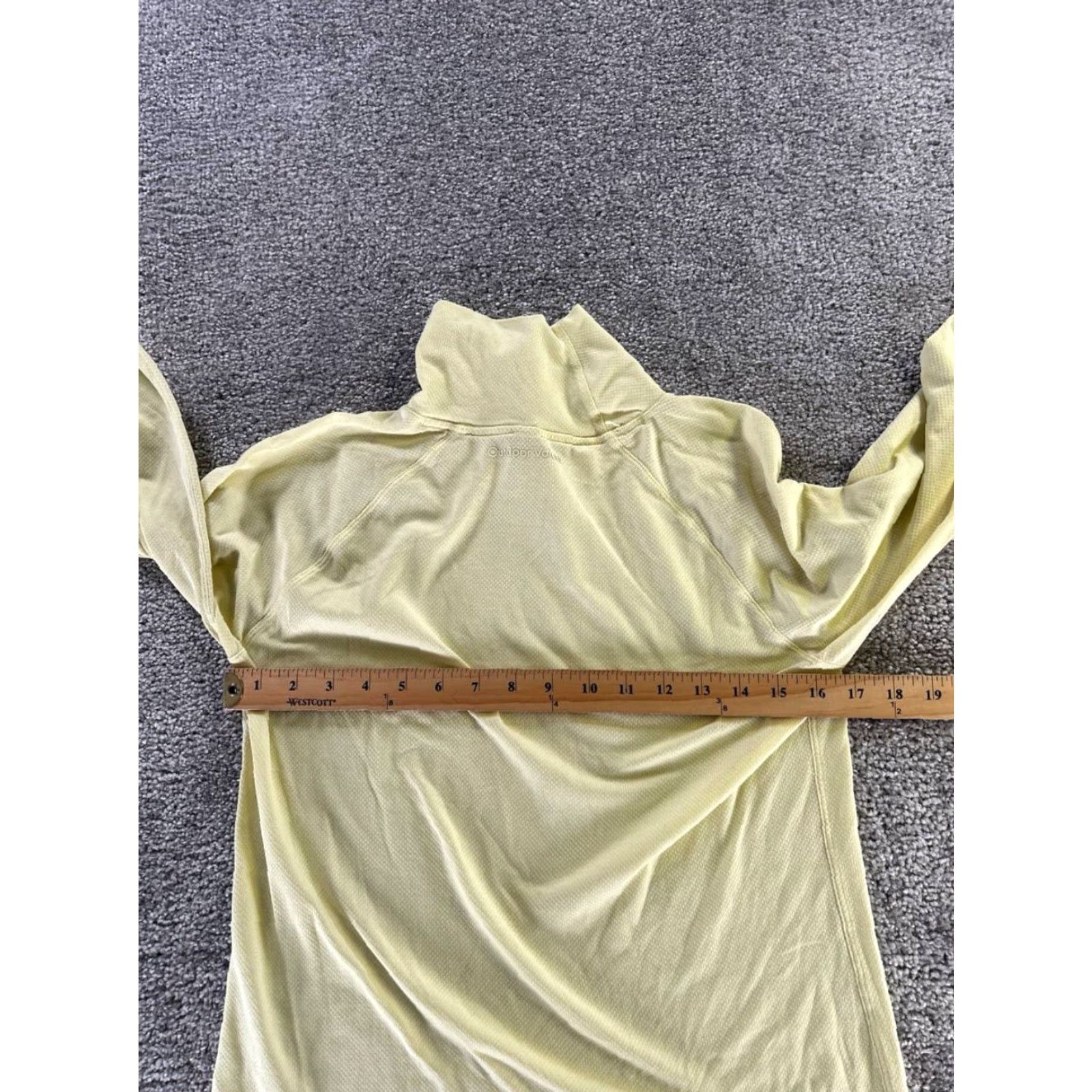 Outdoor Voices Outdoor Voices Shirt Womens Medium Yellow Running Turtleneck Size M / US 6-8 / IT 42-44 - 5 Thumbnail