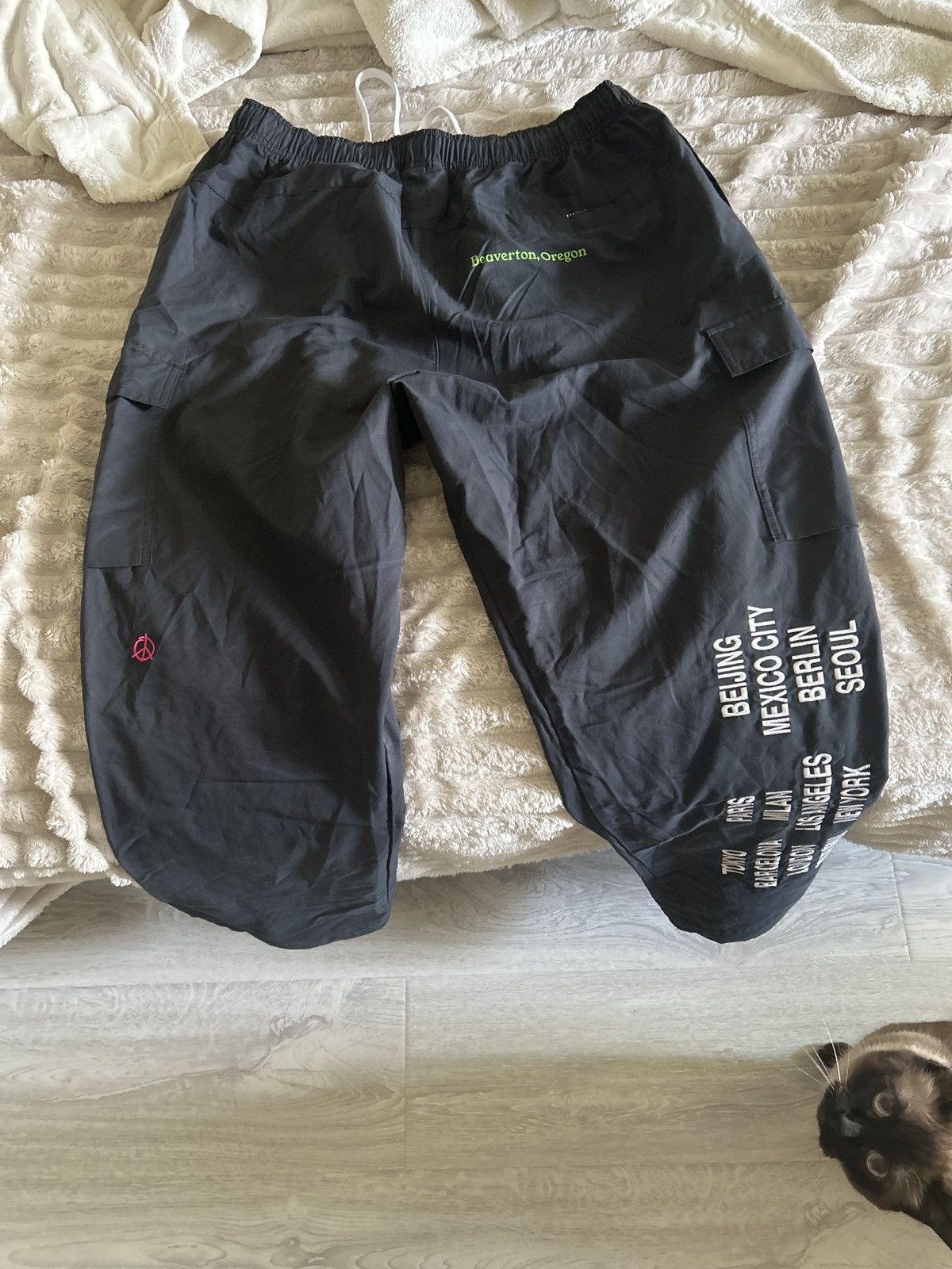 Nike Rare Nike Pants Triple Swoosh Size US 35 - 1 Thumbnail