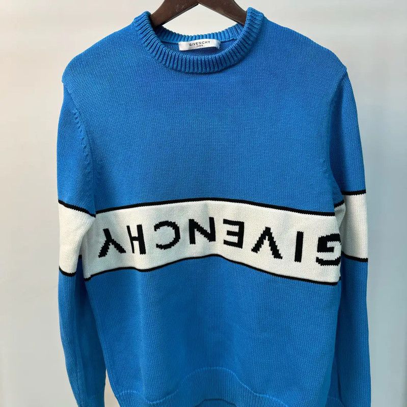 Givenchy Givenchy Light Blue Women's Knitted Sweater 0089 Size S / US 4 / IT 40 - 1 Thumbnail
