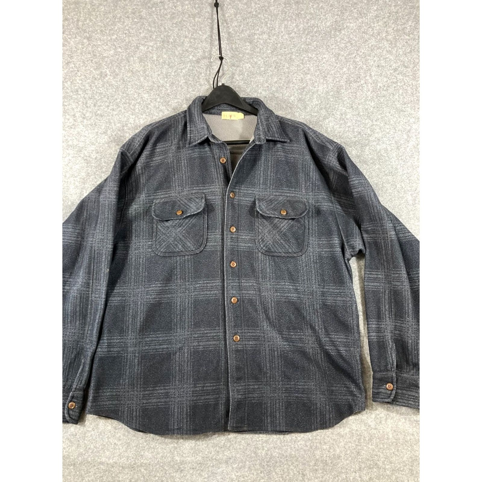 J.Crew J.CREW Button-Up Shirt Mens XL Gray Plaid Fleece Long Sleeve Pockets Outdoor Size US XL / EU 56 / 4 - 2 Thumbnail