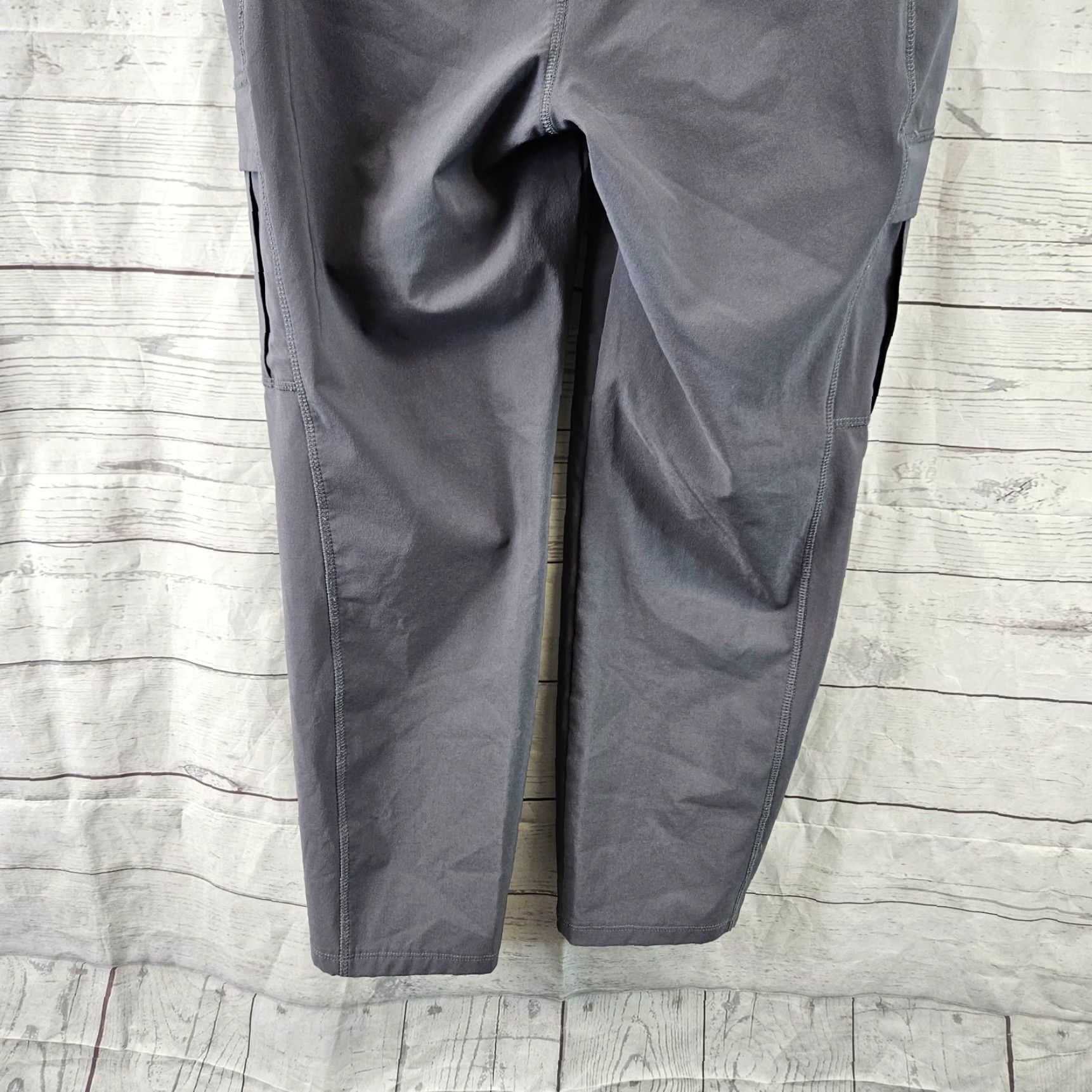 Eddie Bauer Eddie Bauer Womens Cropped Pants Sz 6 Gray Pull On Mid Rise Cargo Pockets Size 28" / US 6 / IT 42 - 5 Thumbnail