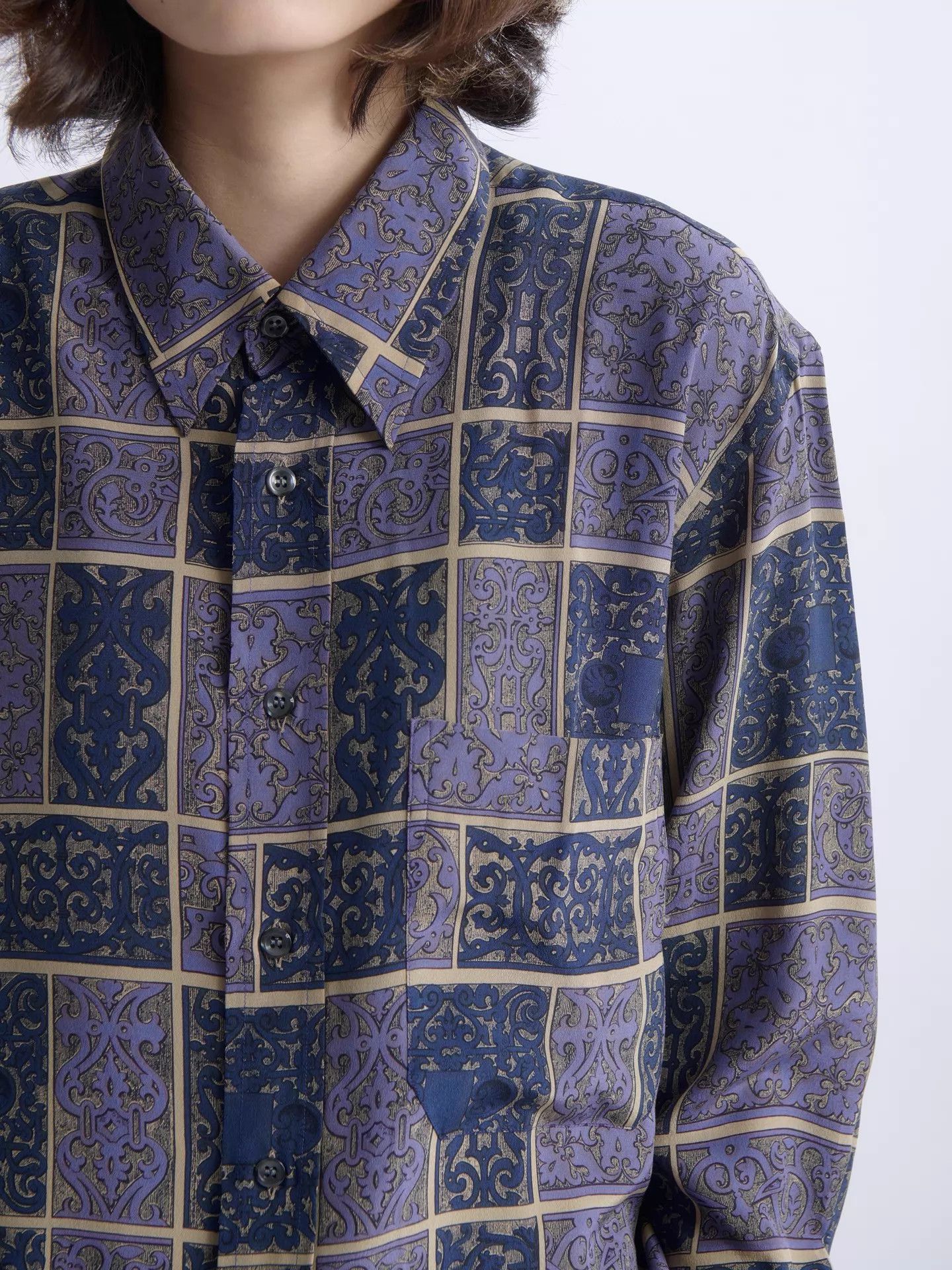 Givenchy Givenchy 90s Silk Baroque Print Shirt Size M / US 6-8 / IT 42-44 - 6 Thumbnail