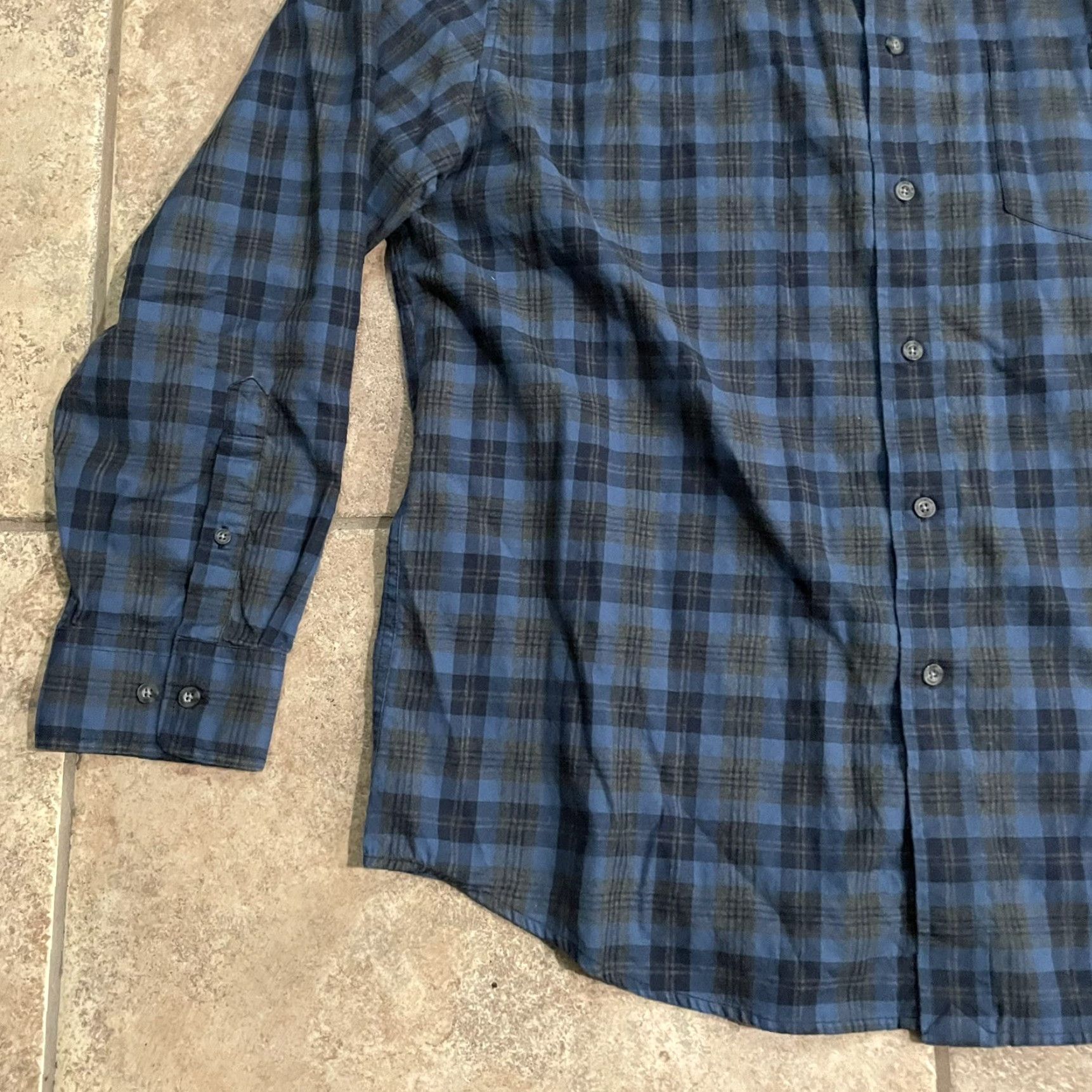 Pendleton VINTAGE Pendleton Shirt Plaid Long Sleeve Button-Down Men XL Blue Adult Large Men’s Size US XL / EU 56 / 4 - 3 Thumbnail