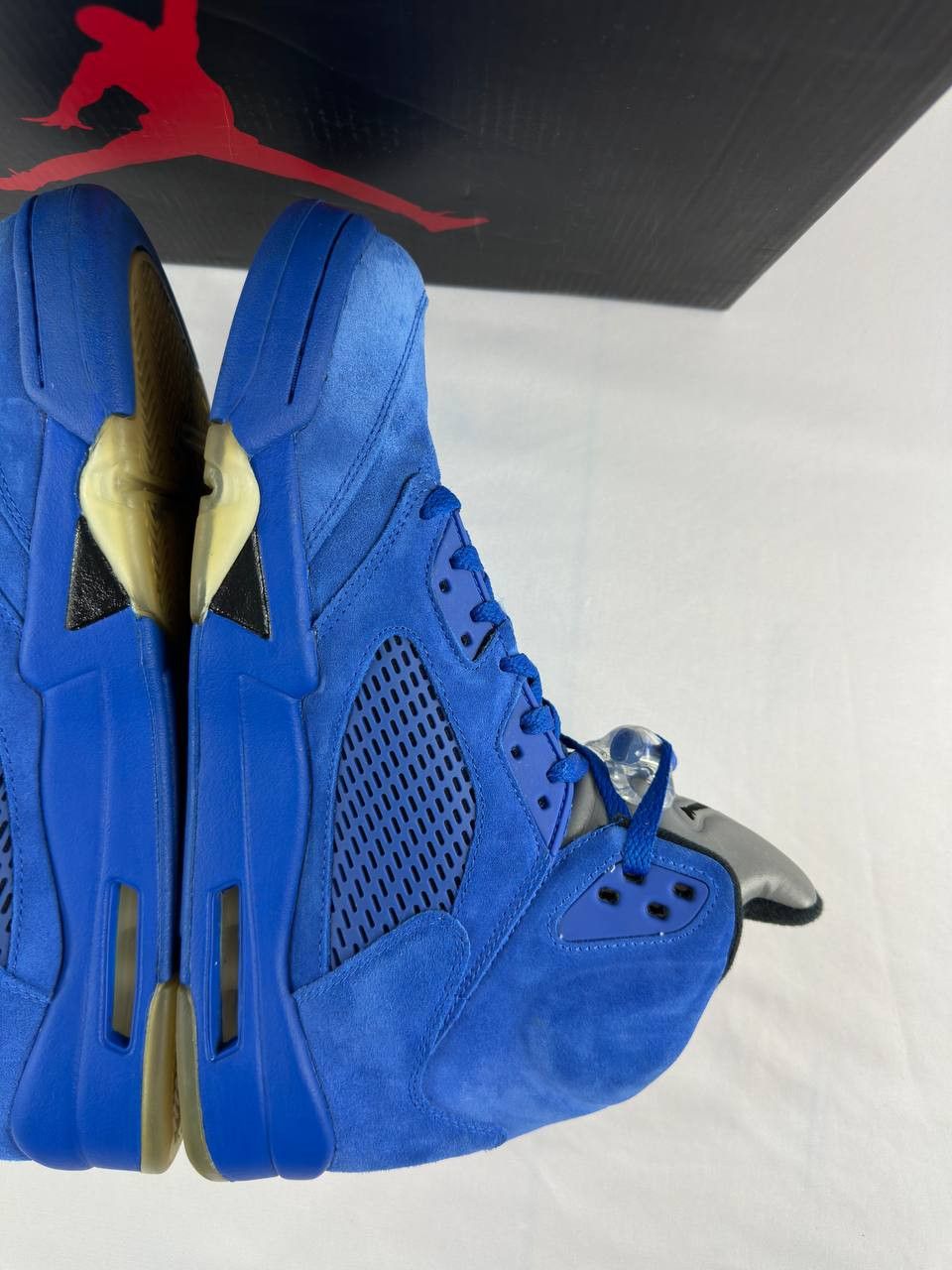 Nike Nike Air Jordan 5 Retro 'Blue Suede' 2017 136027-401 Size US 12 / EU 45 - 12 Thumbnail
