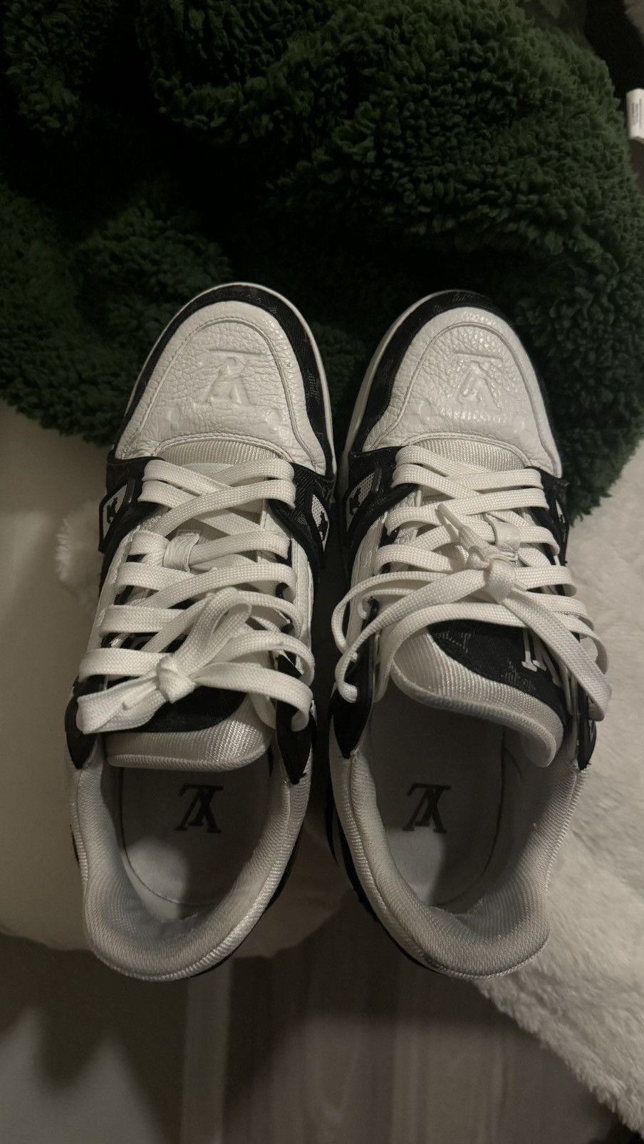 Louis Vuitton LV TRAINERS 1A9JGE Size US 6.5 / EU 39-40 - 13 Thumbnail