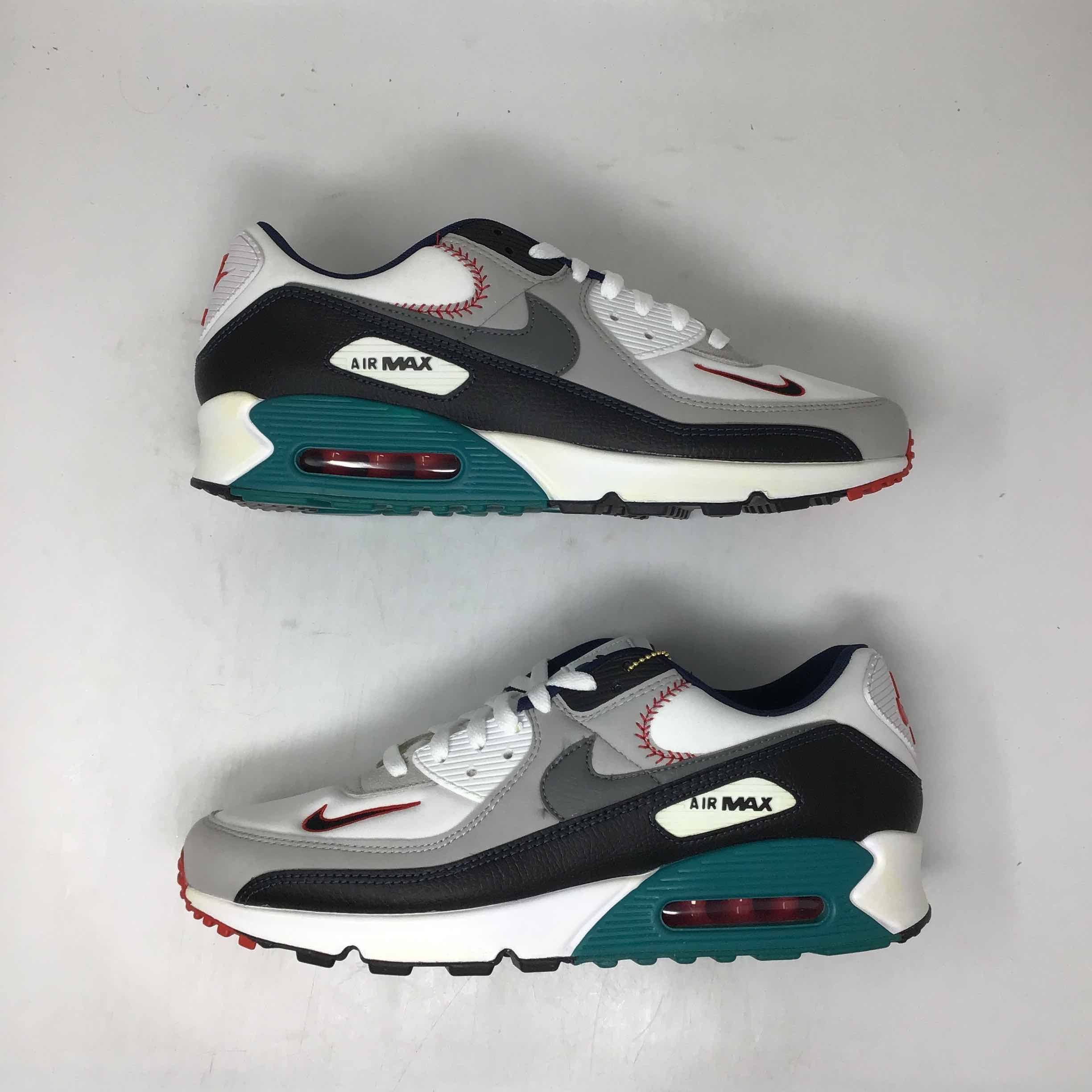 Ken Griffey Jr. x Air Max 90 Backwards Cap