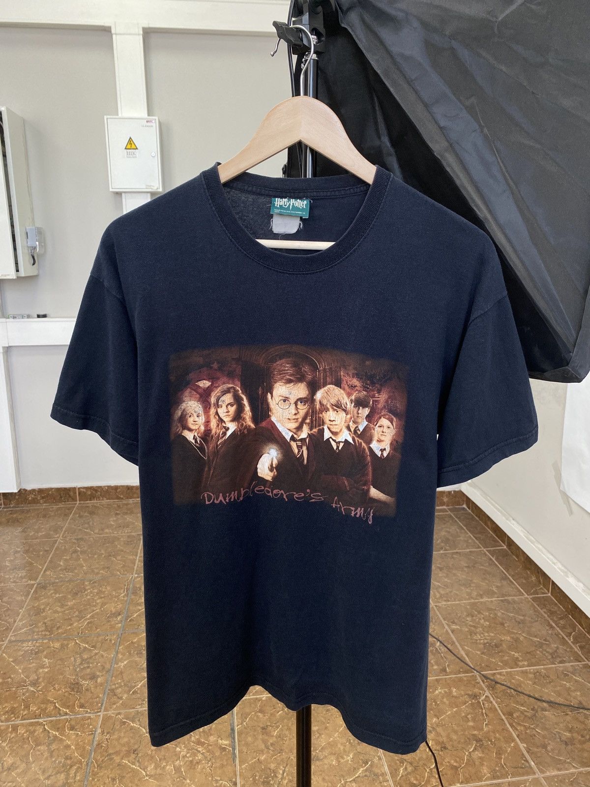 Vintage Vintage 2007 Harry Potter Dambledores Army T-Shirt Rare Y2K Size US M / EU 48-50 / 2 - 1 Thumbnail
