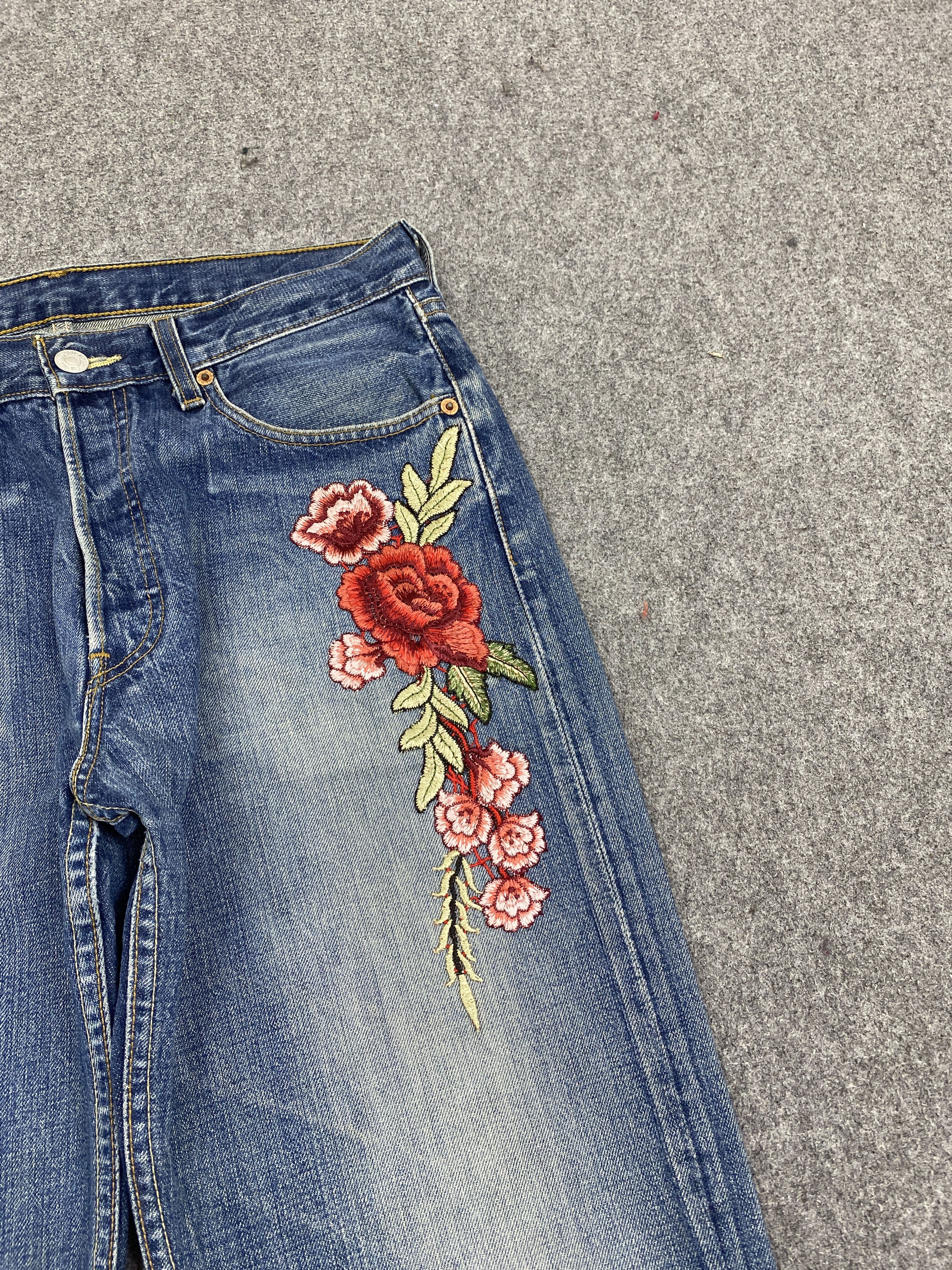 Levi's Vintage Levi's 501 Rose Custom Design Jeans DP2765 Size US 30 / EU 46 - 9 Thumbnail