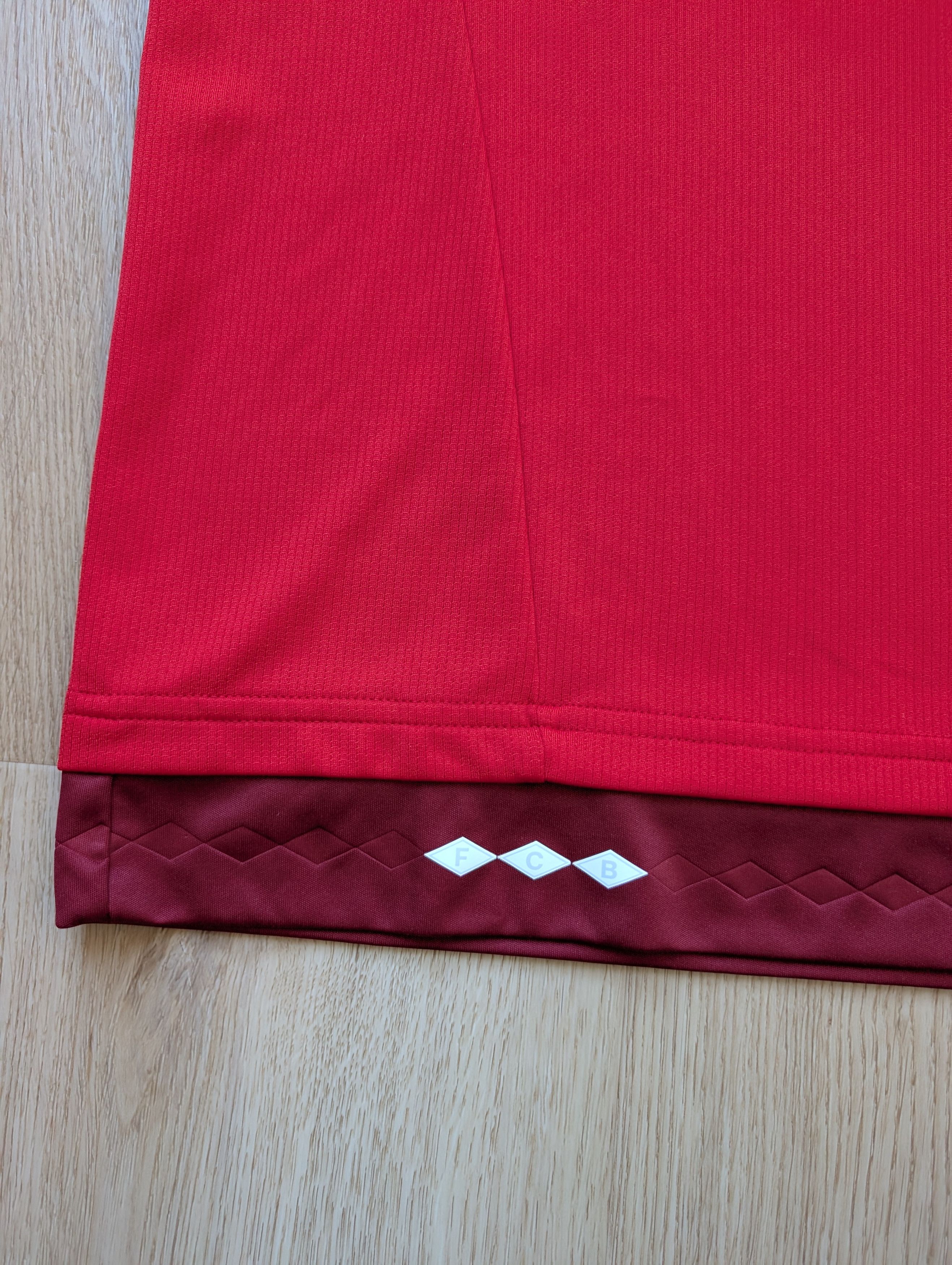 Adidas Adidas 2015/16 Bayern Munich 8 Red Home Football Jersey Size US M / EU 48-50 / 2 - 3 Thumbnail