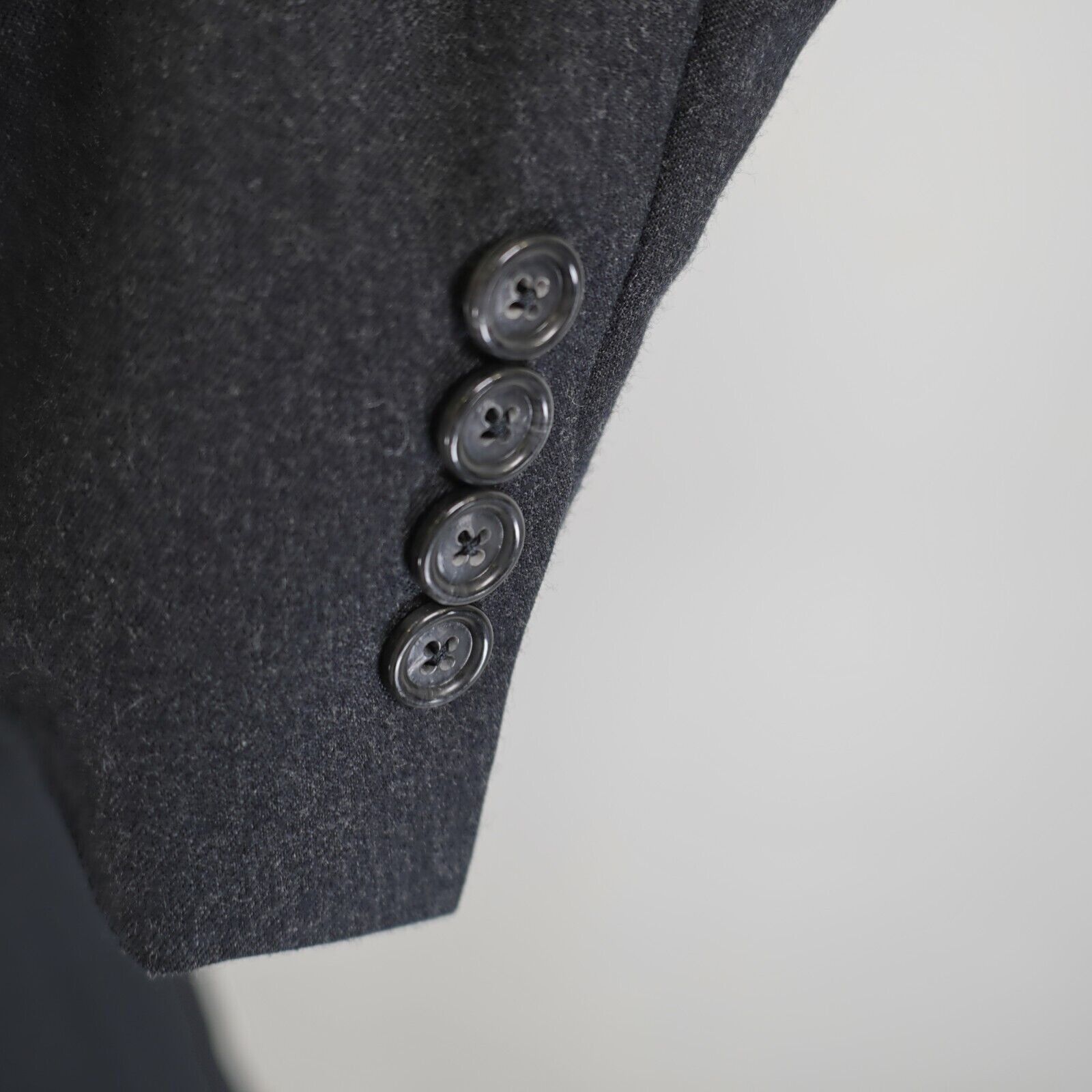 Jos. A. Bank Jos A Bank Wool Cashmere Gray Blazer 44R Or Slim 46R 2 Butto Size 44R - 3 Thumbnail