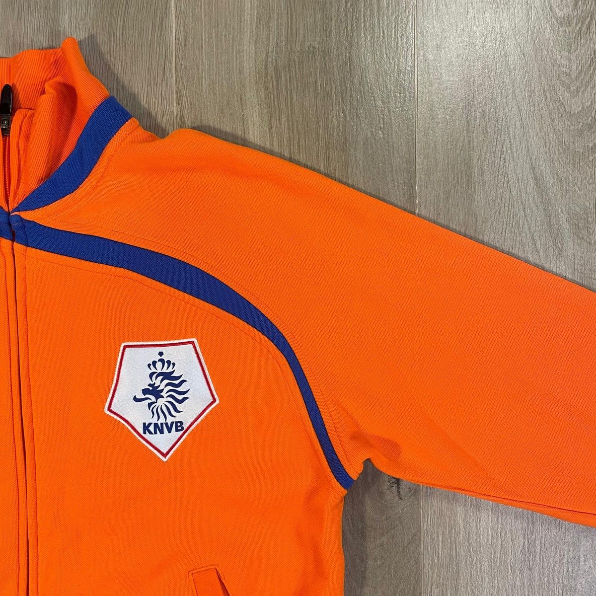 Nike Nike Netherlands holland orange football sweatshirt vintage Size US M / EU 48-50 / 2 - 2 Thumbnail