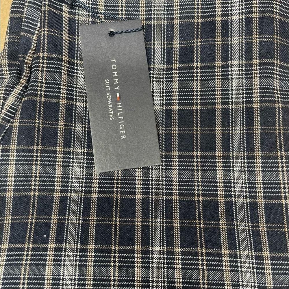 Tommy Hilfiger Pull on Skinny Leg Plaid Pant Womens Tommy Hilfiger Size 0 Size 25" / US 0 / IT 36 - 6 Thumbnail