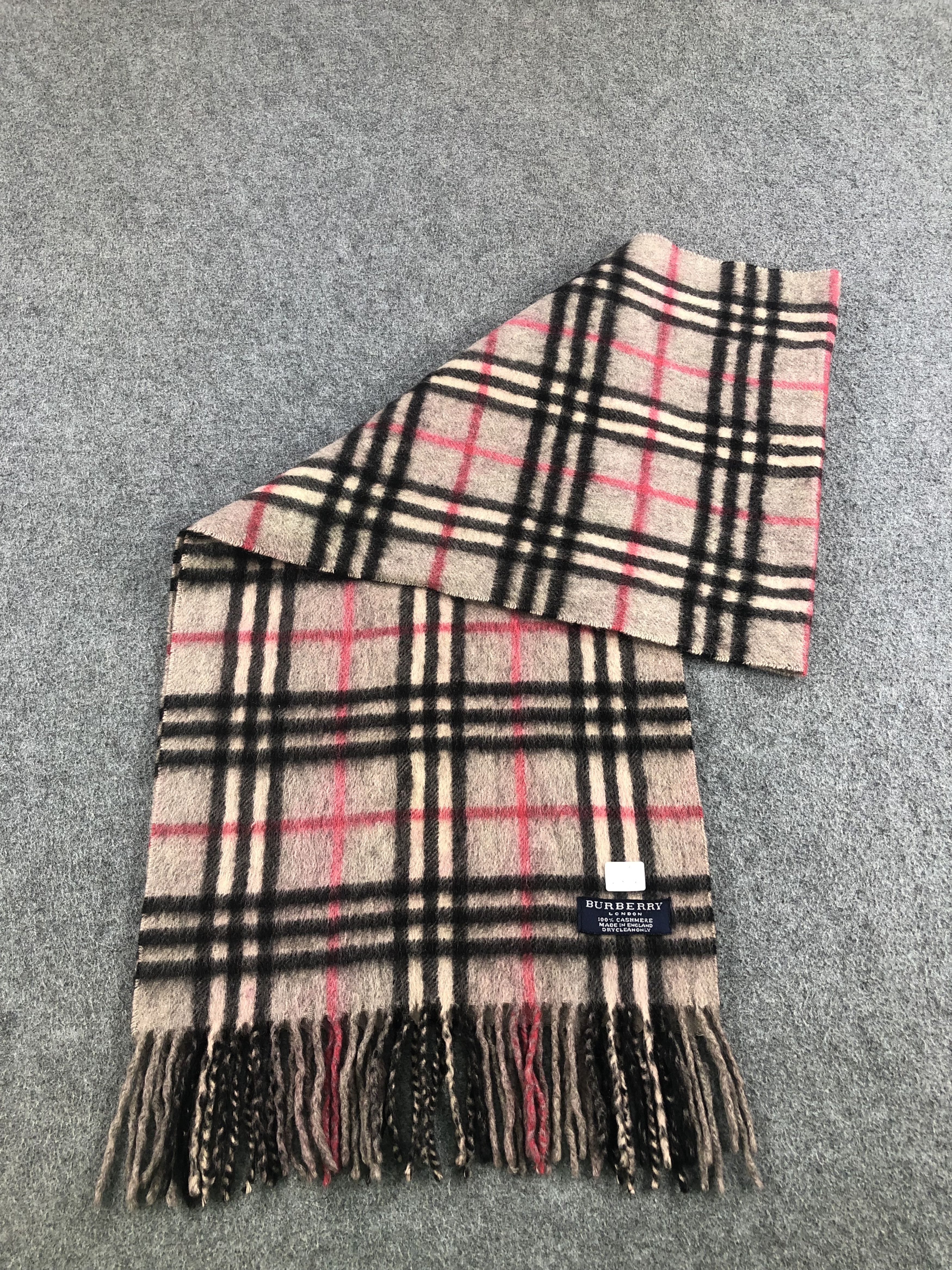 Burberry Burberry Nova Check Scarf / Muffler / Neckwear Size ONE SIZE - 5 Thumbnail