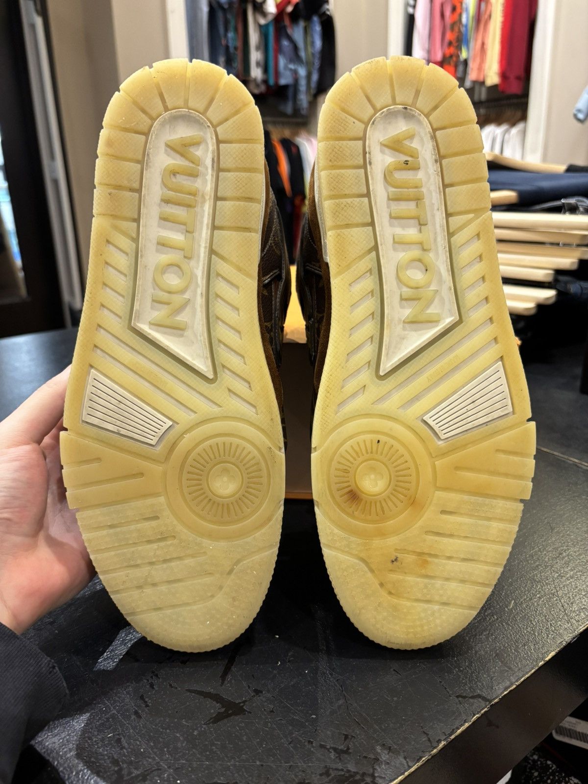 Louis Vuitton Louis Vuitton Trainer Ebene Sneakers Size US 8 / EU 41 - 9 Thumbnail
