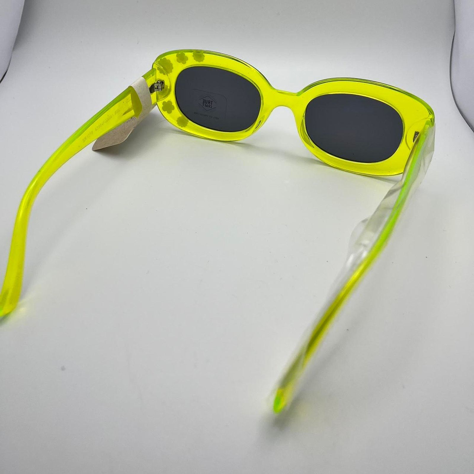 Other Y2K Neon Green Sunglasses Size ONE SIZE - 3 Thumbnail