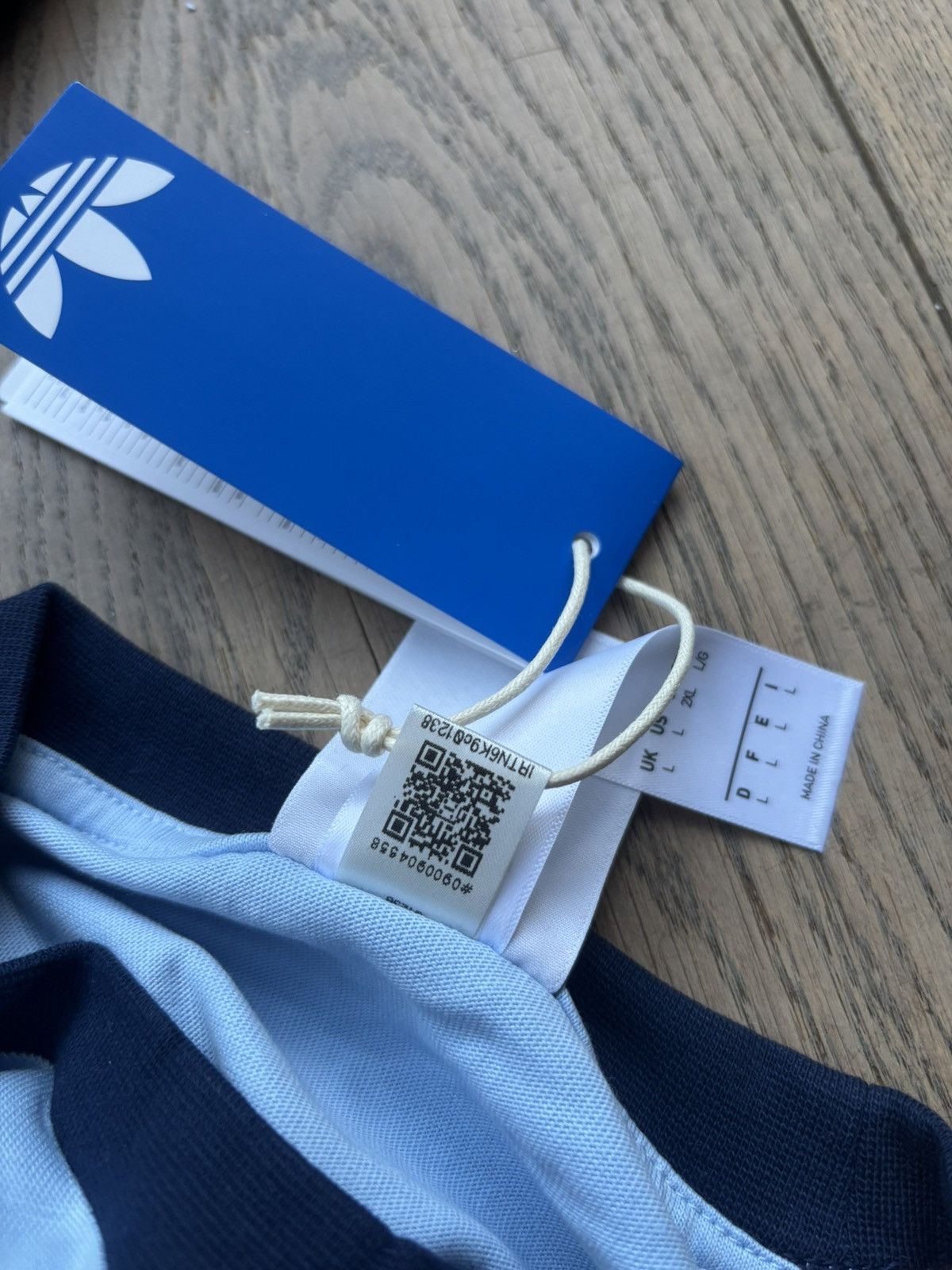 Adidas Adidas Oasis Tour Long Sleeve Tee T-shirt blue Large BNWT Size US L / EU 52-54 / 3 - 5 Thumbnail