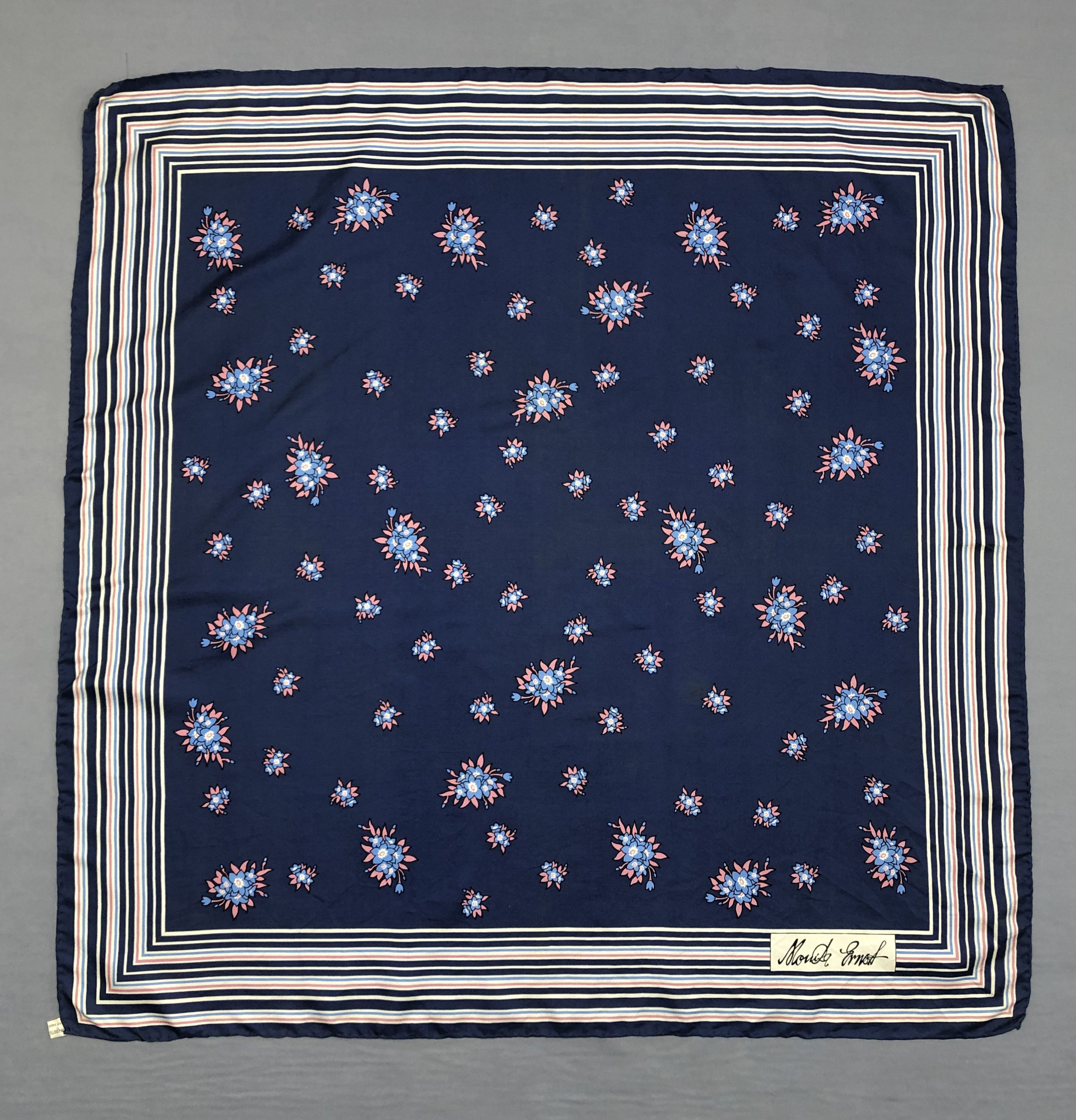 Other × Vintage Vintage Monika Ernoa SILK Scarf Twill Stole Wraps Scarves Size ONE SIZE - 1 Thumbnail
