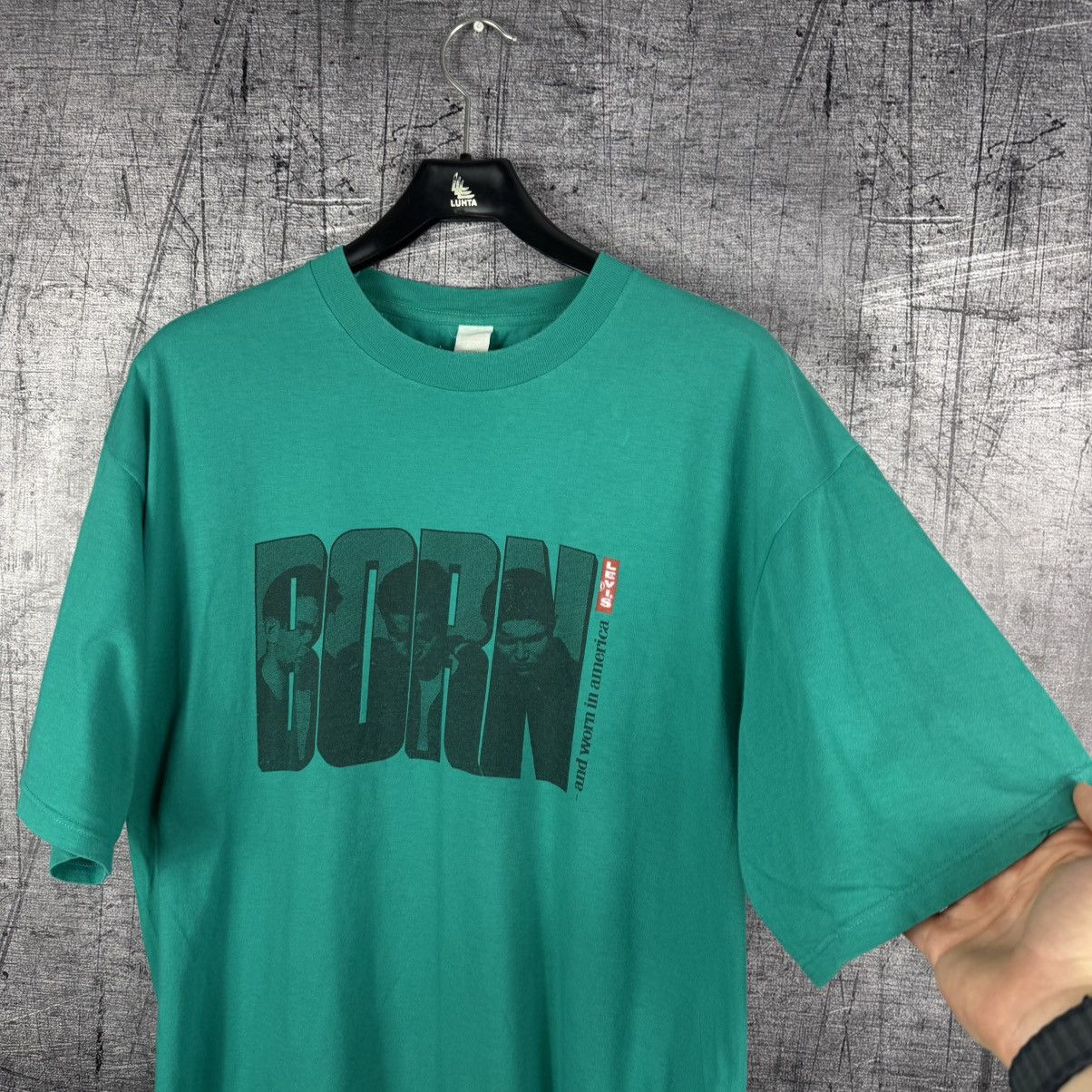 Levi's Vintage 80s 90s Levi's Born and Worn in America Tee t shirt Size US XL / EU 56 / 4 - 2 Thumbnail