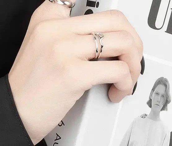 Jewelry Hollow Double Line Ring Size ONE SIZE - 4 Thumbnail