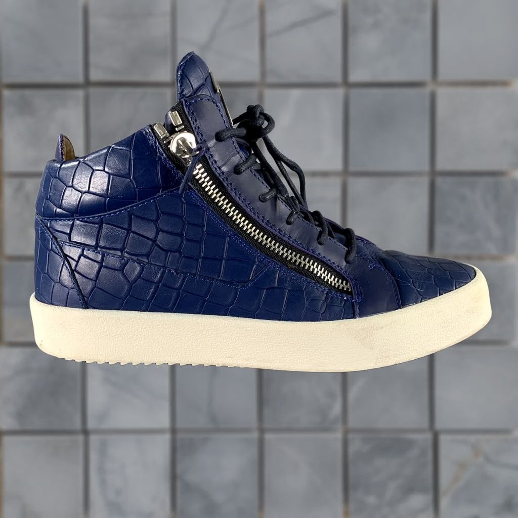 Giuseppe Zanotti GIUSEPPE ZANOTTI Size 9.5 Blue White Embossed Leather High Top Sneakers Mens Adult Sneakers Size US M / EU 48-50 / 2 - 1 Thumbnail